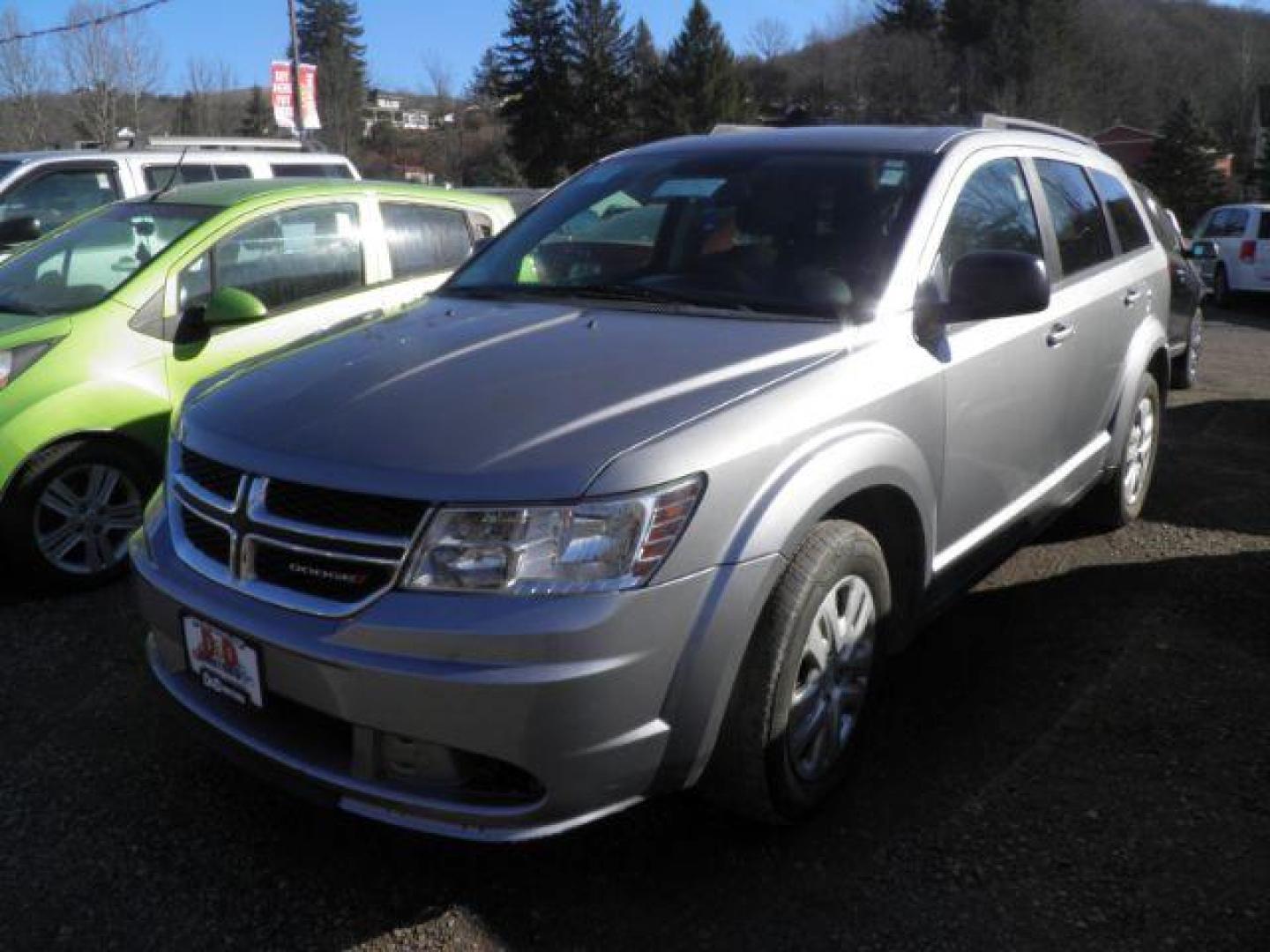 2016 GRAY Dodge Journey SE (3C4PDCAB9GT) with an 2.4L L4 engine, AT transmission, located at 15520 McMullen Hwy SW, Belair, MD, 21502, (301) 729-3700, 39.581375, -78.846451 - Photo#0