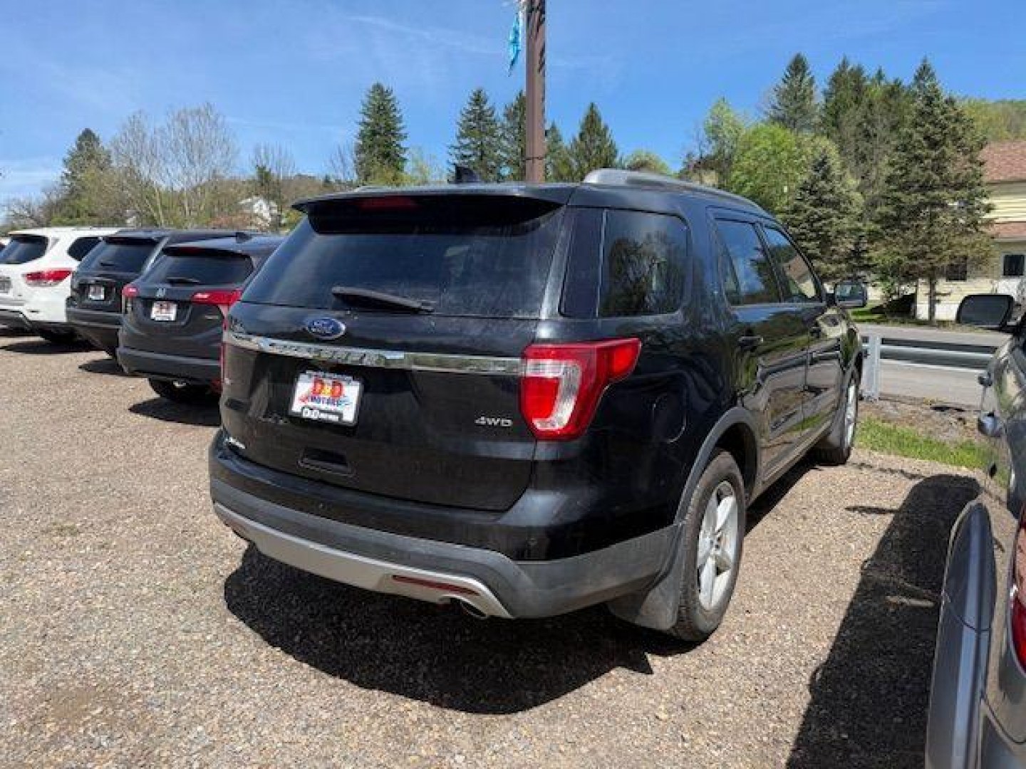 2016 BLACK Ford Explorer XLT (1FM5K8D89GG) with an 2.3L L4 engine, located at 19521 New George's Creek Rd SW, Barton, MD, 21521, (301) 463-2404, 39.524323, -79.017906 - Photo#4