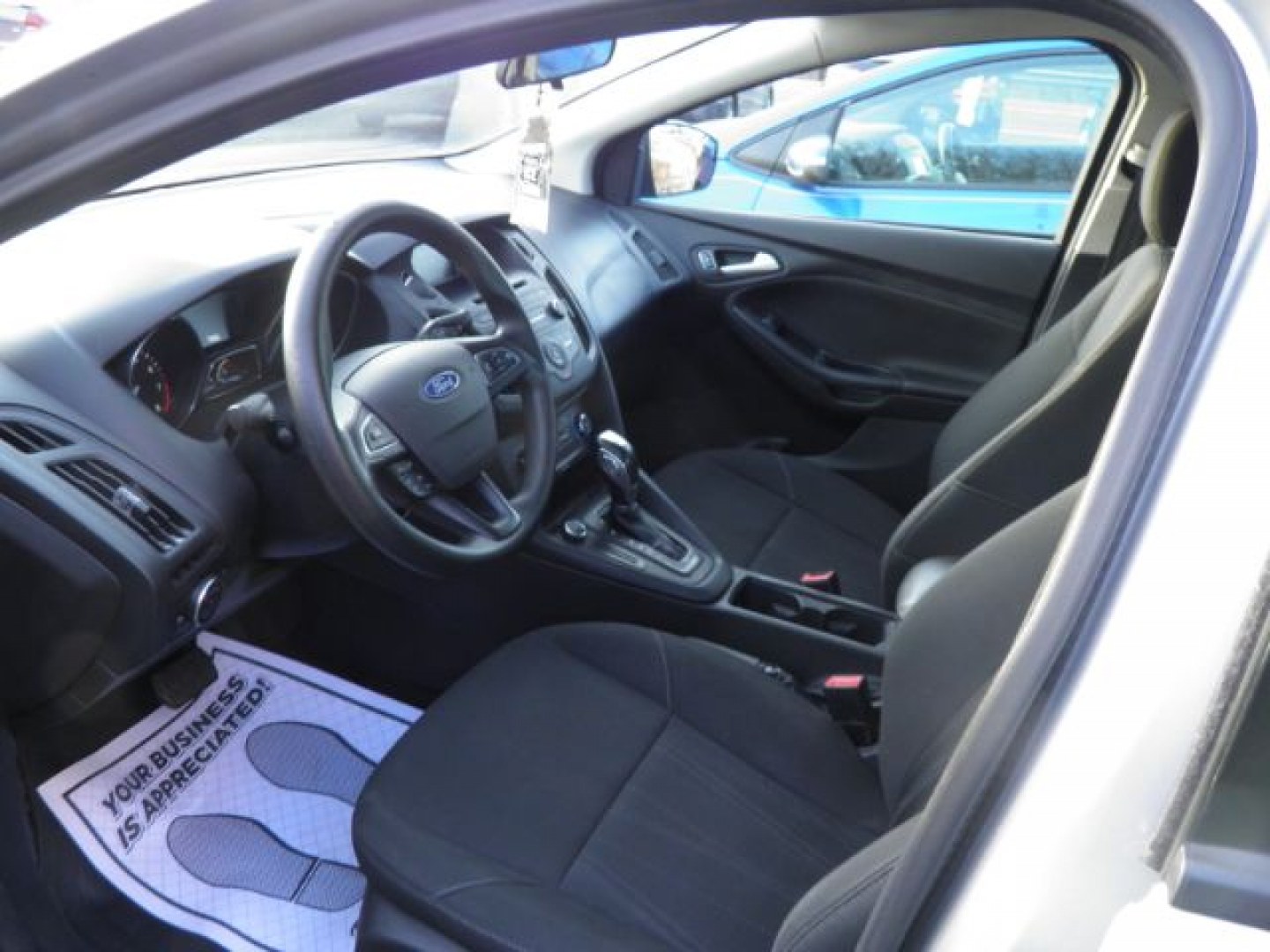 2016 Silver Ford Focus SE Sedan (1FADP3F24GL) with an 2.0L I4 engine, AT transmission, located at 15520 McMullen Hwy SW, Belair, MD, 21502, (301) 729-3700, 39.581375, -78.846451- Photo#1