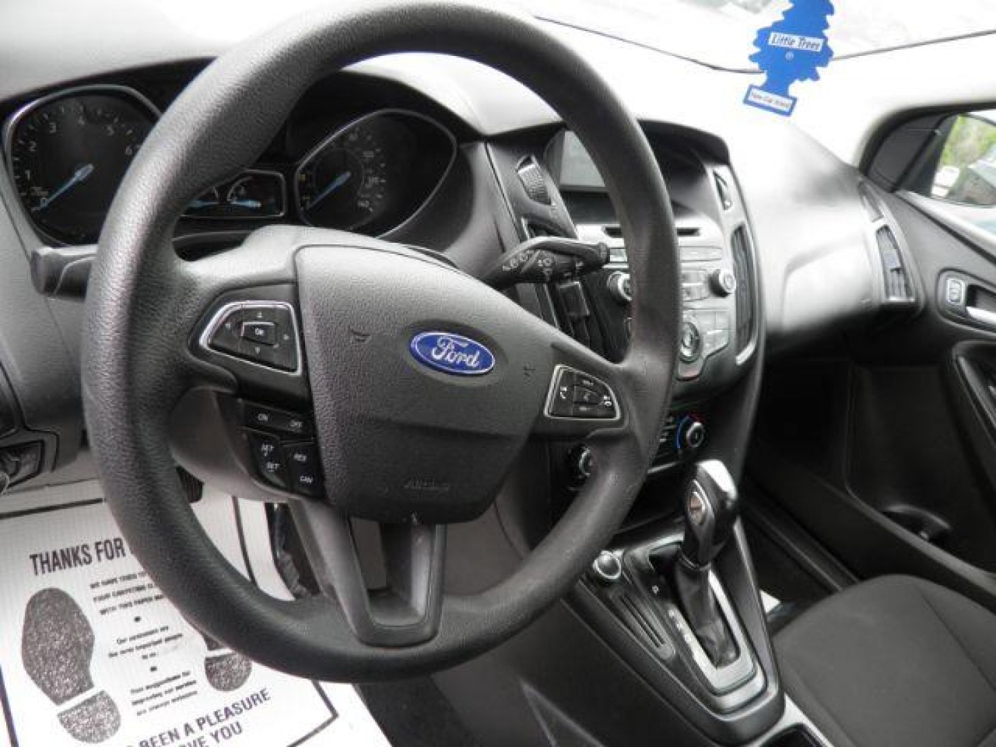 2016 BLACK Ford Focus SE Hatch (1FADP3K29GL) with an 2.0L L4 engine, AT transmission, located at 19521 New George's Creek Rd SW, Barton, MD, 21521, (301) 463-2404, 39.524323, -79.017906- Photo#2