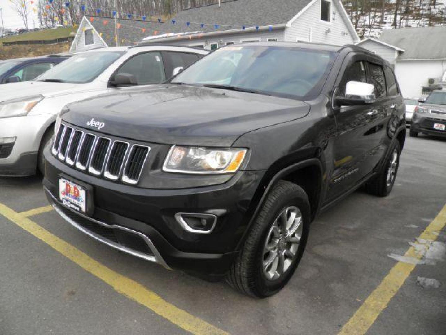 2016 BLACK JEEP G CHEROKEE Limited 4WD (1C4RJFBG8GC) with an 3.6L V6 engine, AT transmission, located at 19521 New George's Creek Rd SW, Barton, MD, 21521, (301) 463-2404, 39.524323, -79.017906 - Photo#0