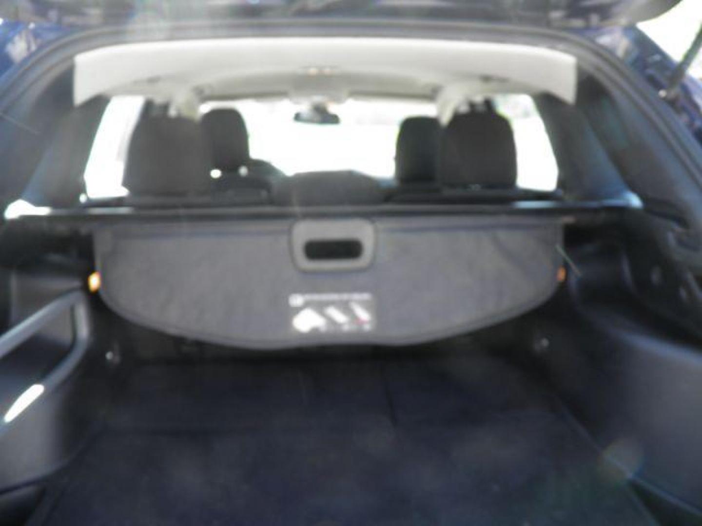 2016 Blue Jeep Cherokee Sport (1C4PJMAB8GW) with an 3.2L V6 engine, AT transmission, located at 15520 McMullen Hwy SW, Belair, MD, 21502, (301) 729-3700, 39.581375, -78.846451 - Photo#4