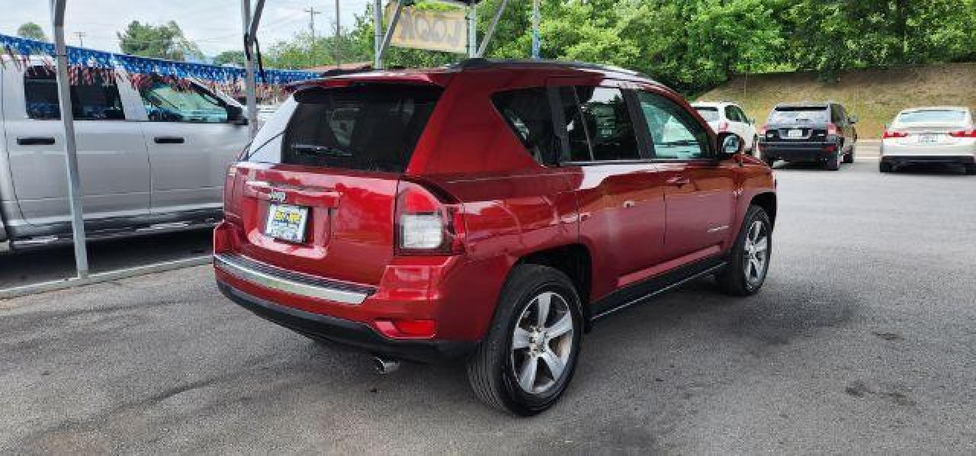 2016 MAROON /Leather Jeep Compass Latitude 4WD (1C4NJDEB9GD) with an 2.4l L4 engine, AT transmission, located at 15520 McMullen Hwy SW, Belair, MD, 21502, (301) 729-3700, 39.581375, -78.846451 - Photo#11