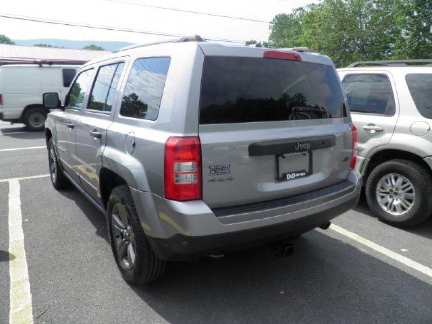 2016 Gray Jeep Patriot Sport 4WD (1C4NJRBB6GD) with an 2.4L I4 engine, AT transmission, located at 15520 McMullen Hwy SW, Belair, MD, 21502, (301) 729-3700, 39.581375, -78.846451 - Photo#5