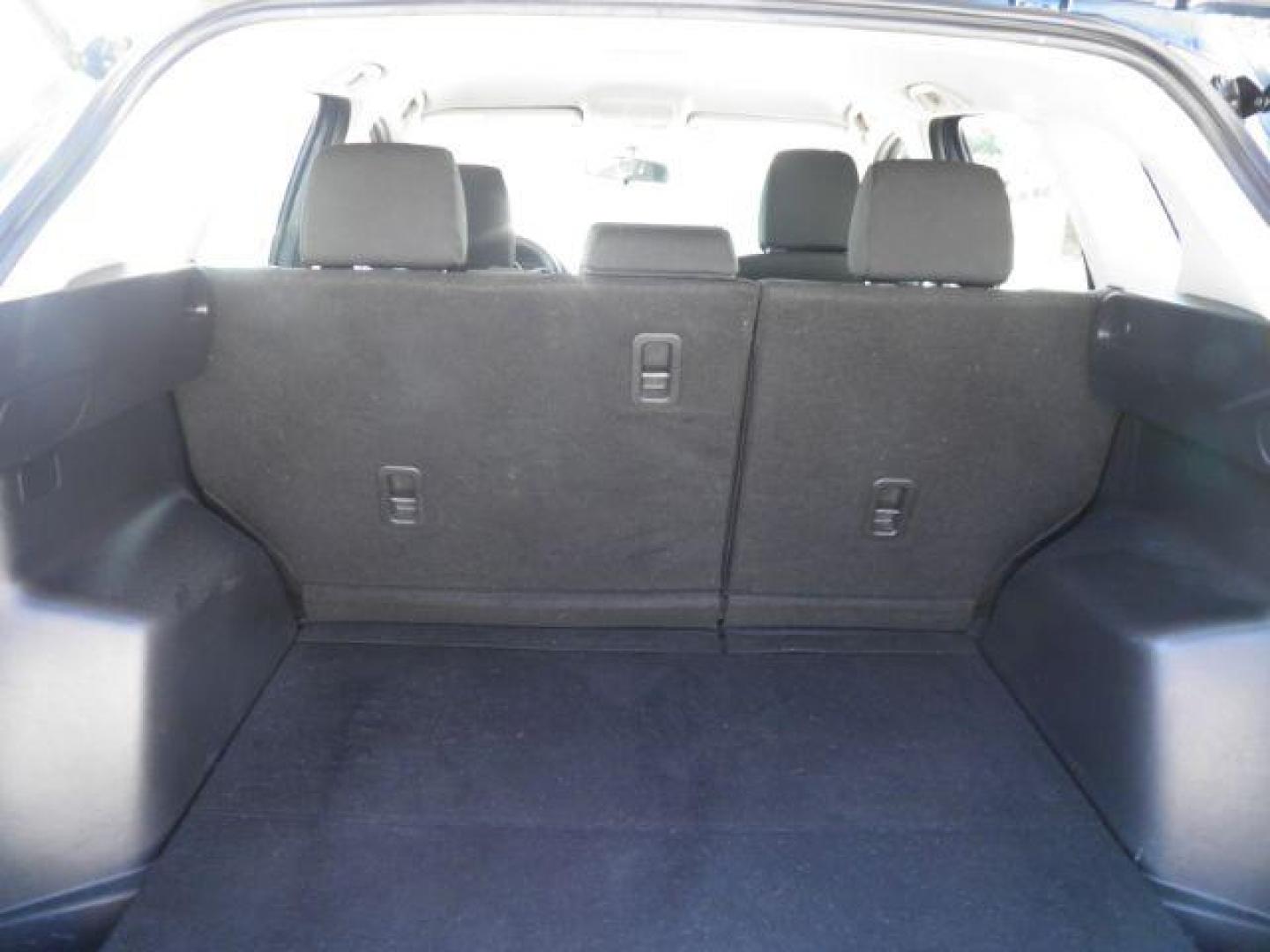 2016 Blue Mazda CX-5 Sport (JM3KE4BY5G0) with an 2.5L I4 engine, AT transmission, located at 19521 New George's Creek Rd SW, Barton, MD, 21521, (301) 463-2404, 39.524323, -79.017906 - Photo#4