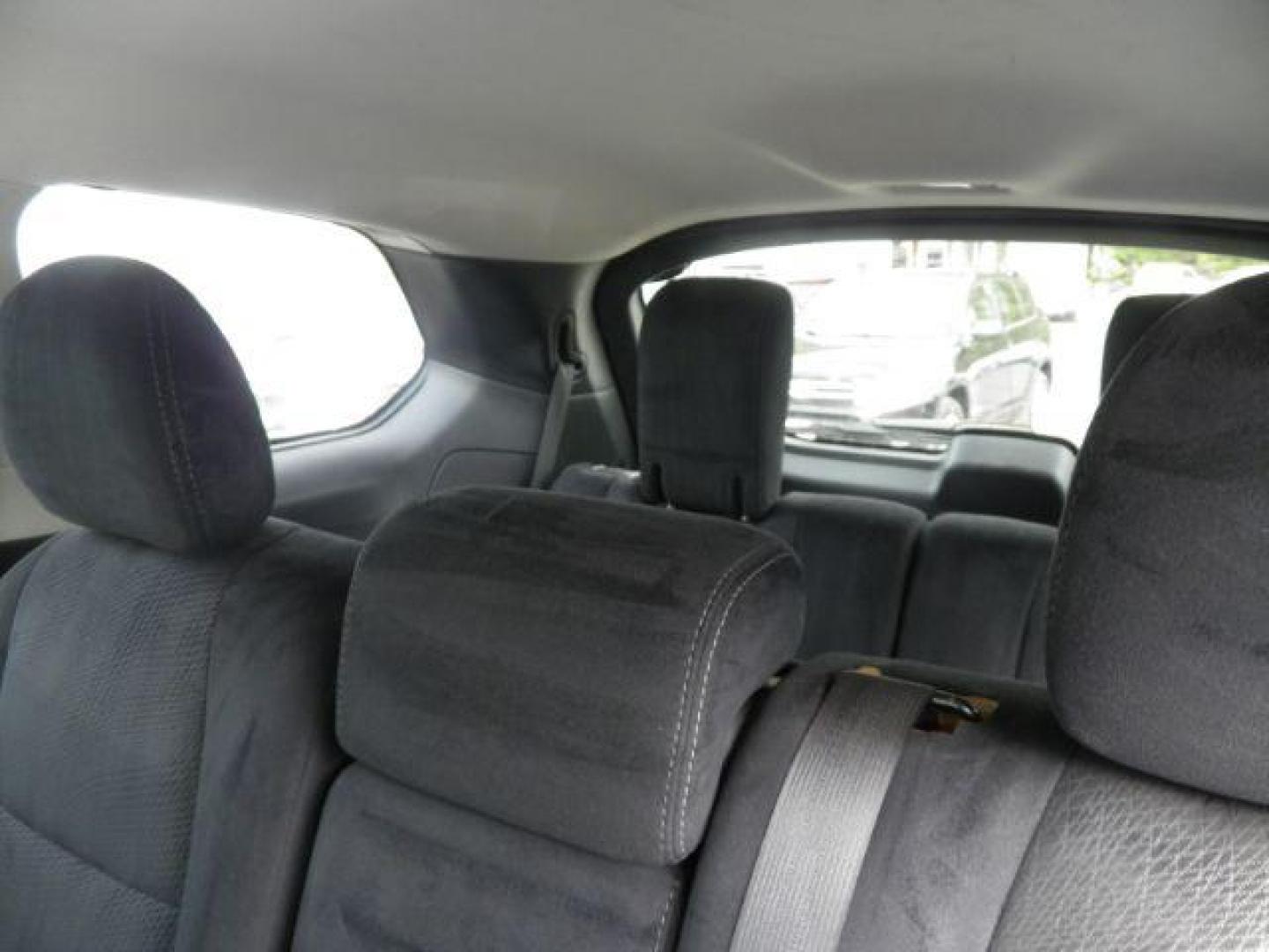 2016 Black Nissan Pathfinder S 4WD (5N1AR2MM5GC) with an 3.5L V6 engine, AT transmission, located at 15520 McMullen Hwy SW, Belair, MD, 21502, (301) 729-3700, 39.581375, -78.846451 - Photo#4