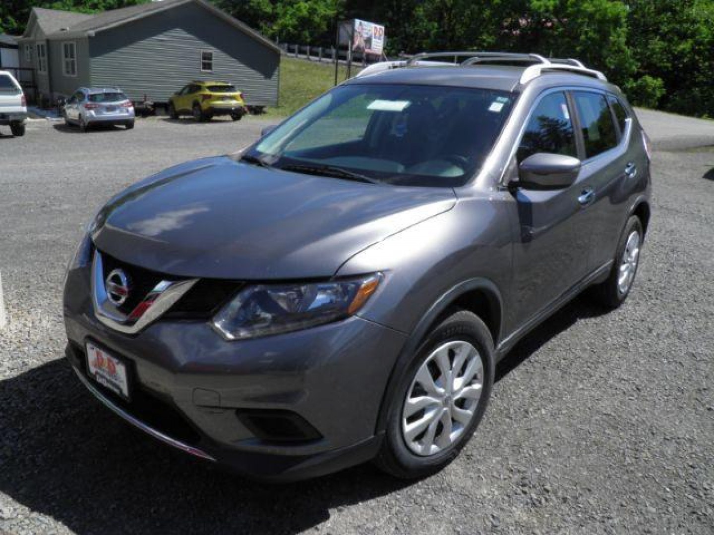 2016 GRAY Nissan Rogue S (KNMAT2MV9GP) with an 2.5 L4 engine, AT transmission, located at 19521 New George's Creek Rd SW, Barton, MD, 21521, (301) 463-2404, 39.524323, -79.017906- Photo#0
