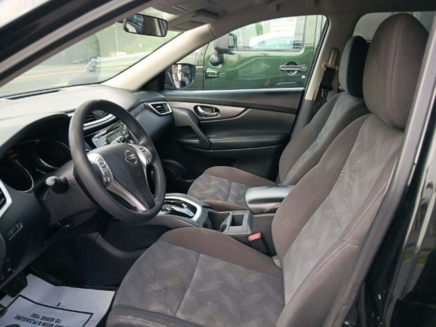 2016 BLACK Nissan Rogue SV (KNMAT2MVXGP) with an 2.5 L4 engine, AT transmission, located at 15520 McMullen Hwy SW, Belair, MD, 21502, (301) 729-3700, 39.581375, -78.846451- Photo#1