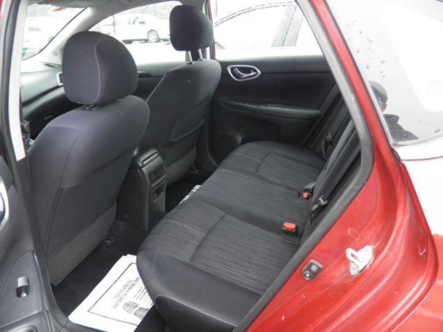 2016 RED Nissan Sentra SV (3N1AB7AP9GY) with an 1.8l L4 engine, AT transmission, located at 19521 New George's Creek Rd SW, Barton, MD, 21521, (301) 463-2404, 39.524323, -79.017906 - Photo#3