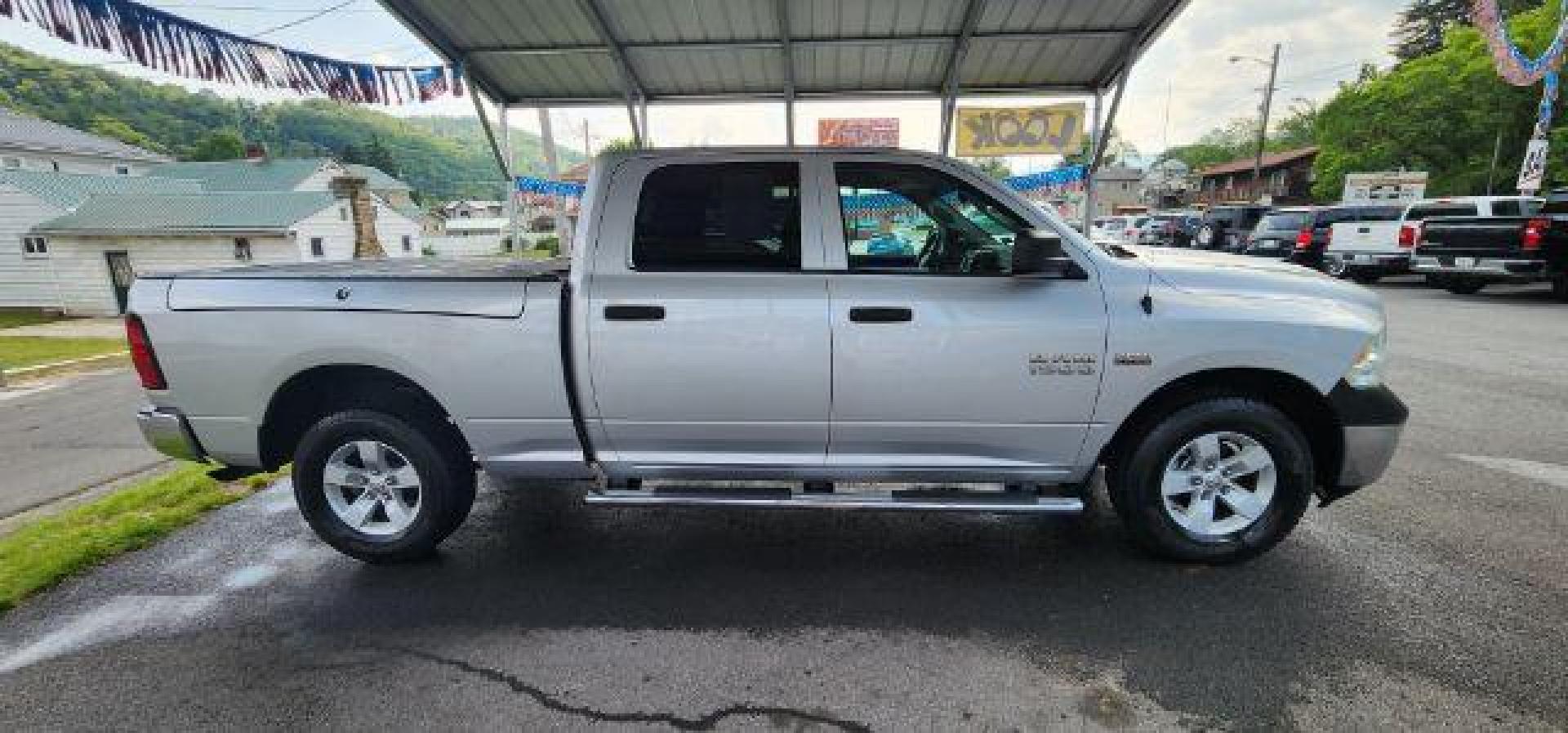 2016 GRAY /Diesel Gray/Black Ram 1500 Tradesman (1C6RR7ST9GS) with an 5.7 V8 engine, AT transmission, located at 15520 McMullen Hwy SW, Belair, MD, 21502, (301) 729-3700, 39.581375, -78.846451 - Photo#13