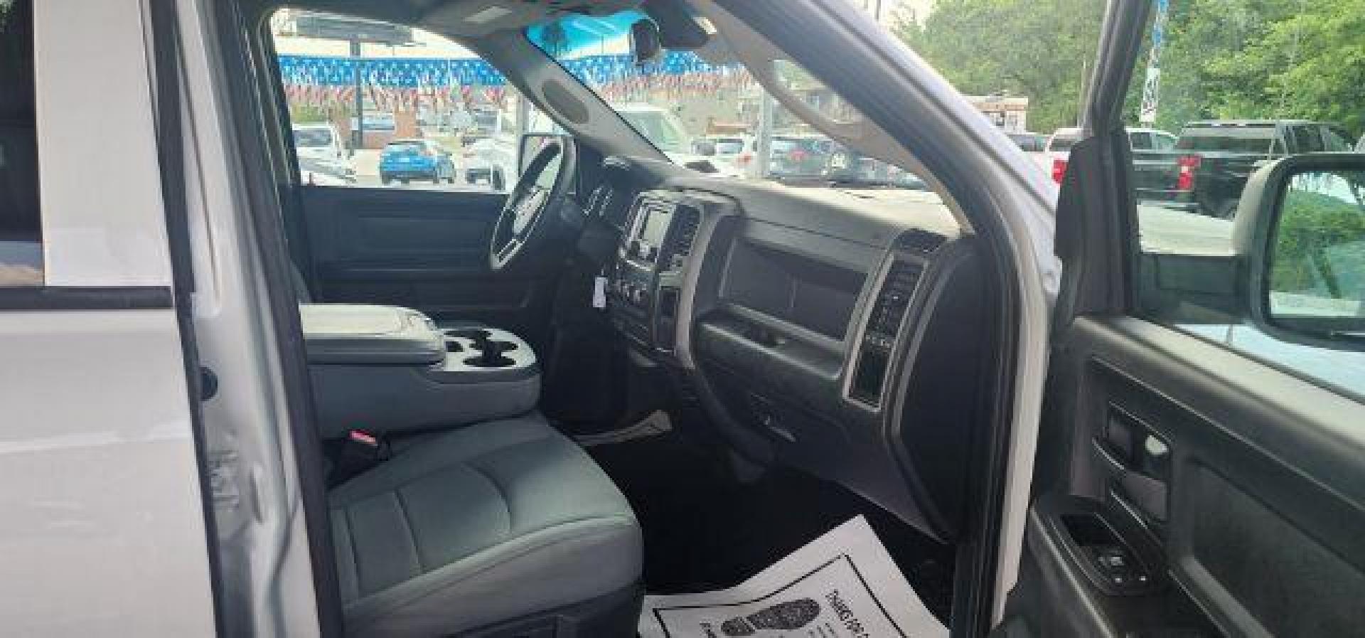2016 GRAY /Diesel Gray/Black Ram 1500 Tradesman (1C6RR7ST9GS) with an 5.7 V8 engine, AT transmission, located at 15520 McMullen Hwy SW, Belair, MD, 21502, (301) 729-3700, 39.581375, -78.846451 - Photo#15