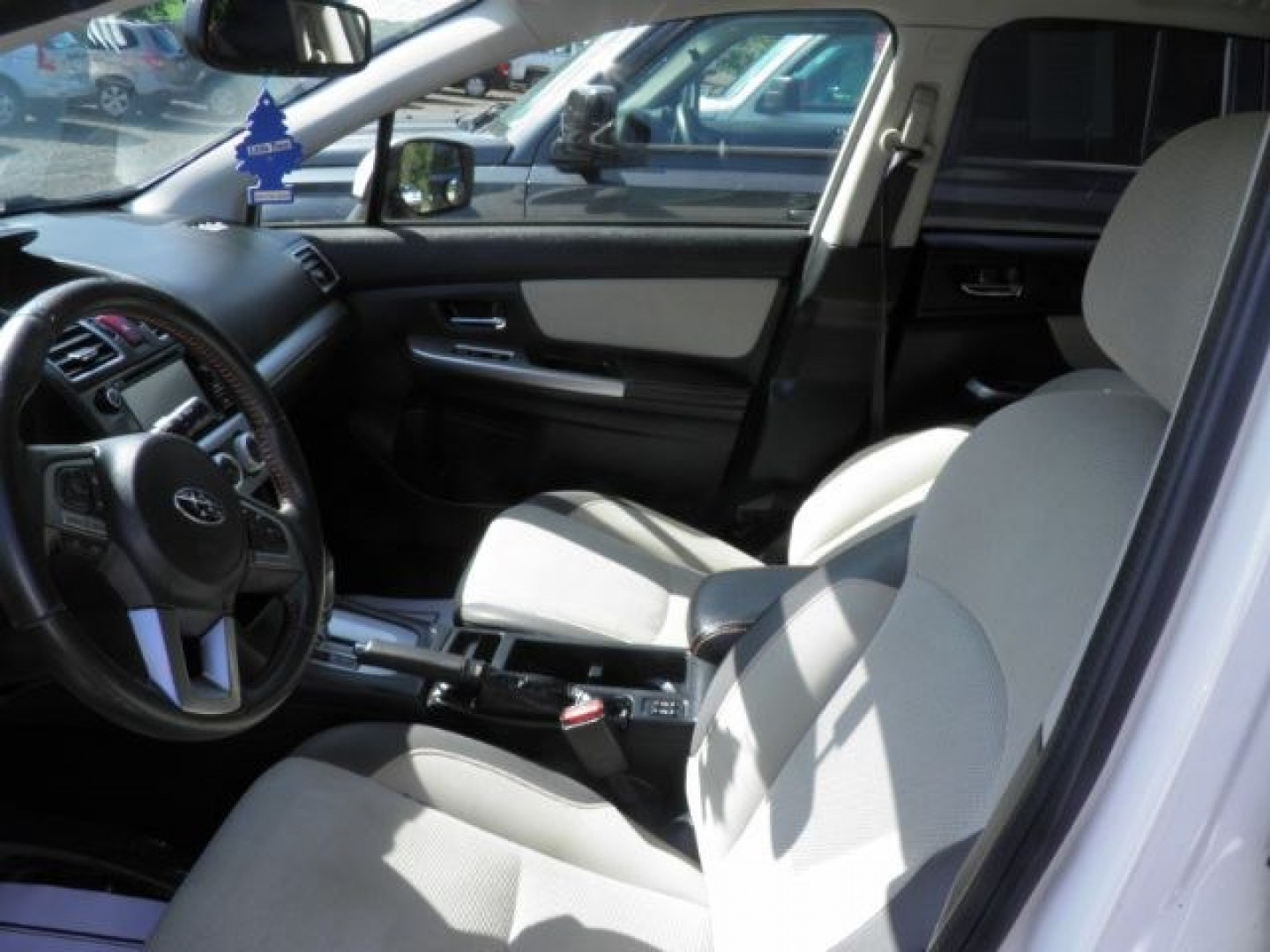 2016 WHITE Subaru Crosstrek 2.0i Premium (JF2GPABC0G8) with an 2.4L L4 engine, CVT transmission, located at 19521 New George's Creek Rd SW, Barton, MD, 21521, (301) 463-2404, 39.524323, -79.017906- Photo#1