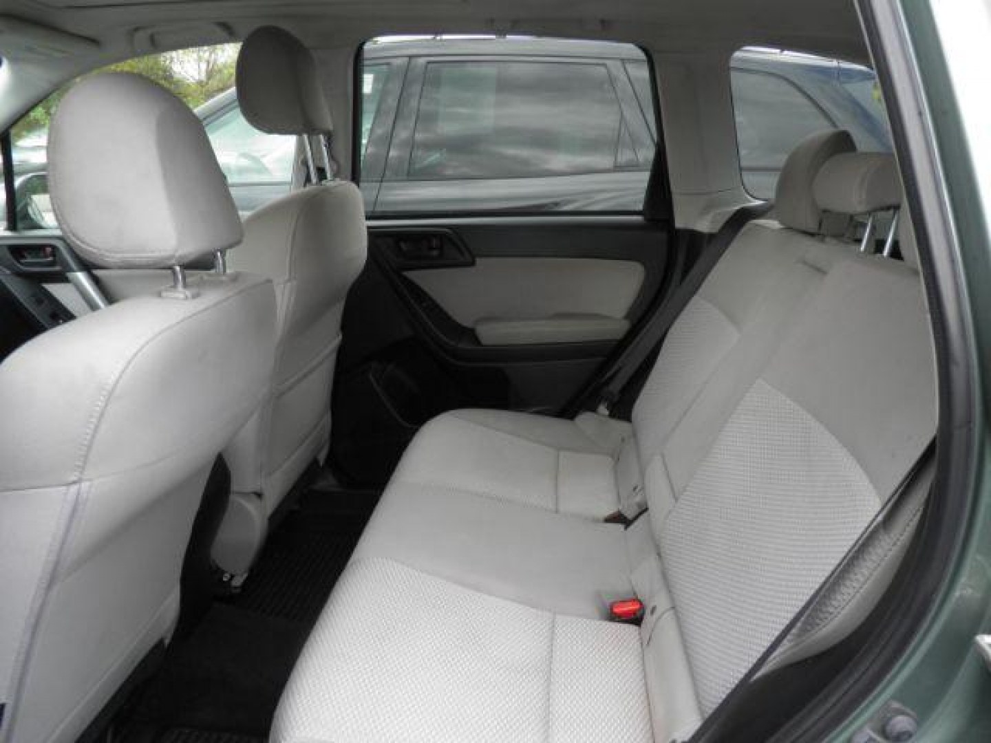 2016 Green Subaru Forester 2.5i Premium (JF2SJAGC5GH) with an 2.5L H4 engine, AT transmission, located at 19521 New George's Creek Rd SW, Barton, MD, 21521, (301) 463-2404, 39.524323, -79.017906 - Photo#3