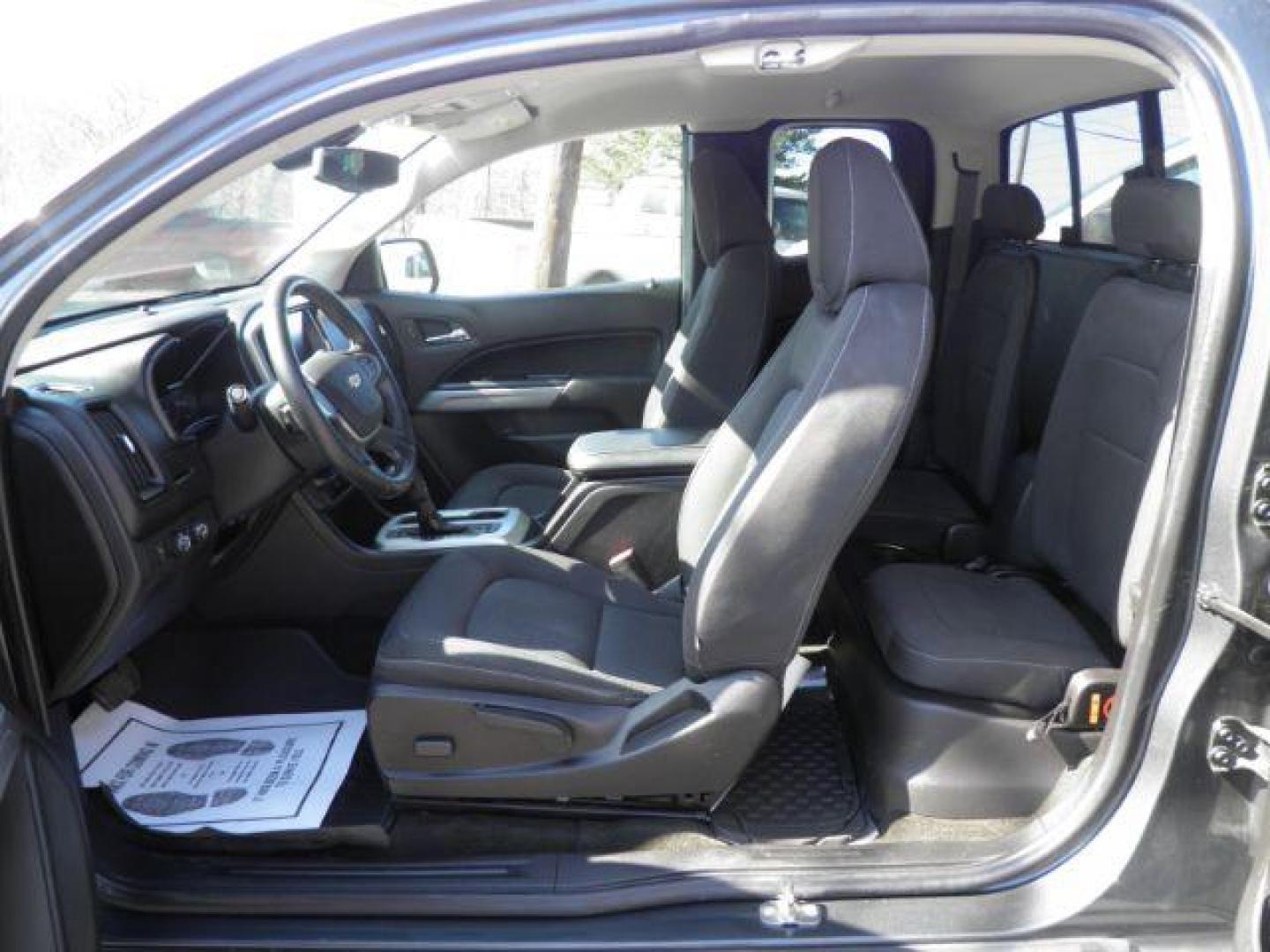 2017 GRAY Chevrolet Colorado LT Ext. Cab 4WD (1GCHTCEN7H1) with an 3.6L V6 engine, AT transmission, located at 19521 New George's Creek Rd SW, Barton, MD, 21521, (301) 463-2404, 39.524323, -79.017906 - Photo#1