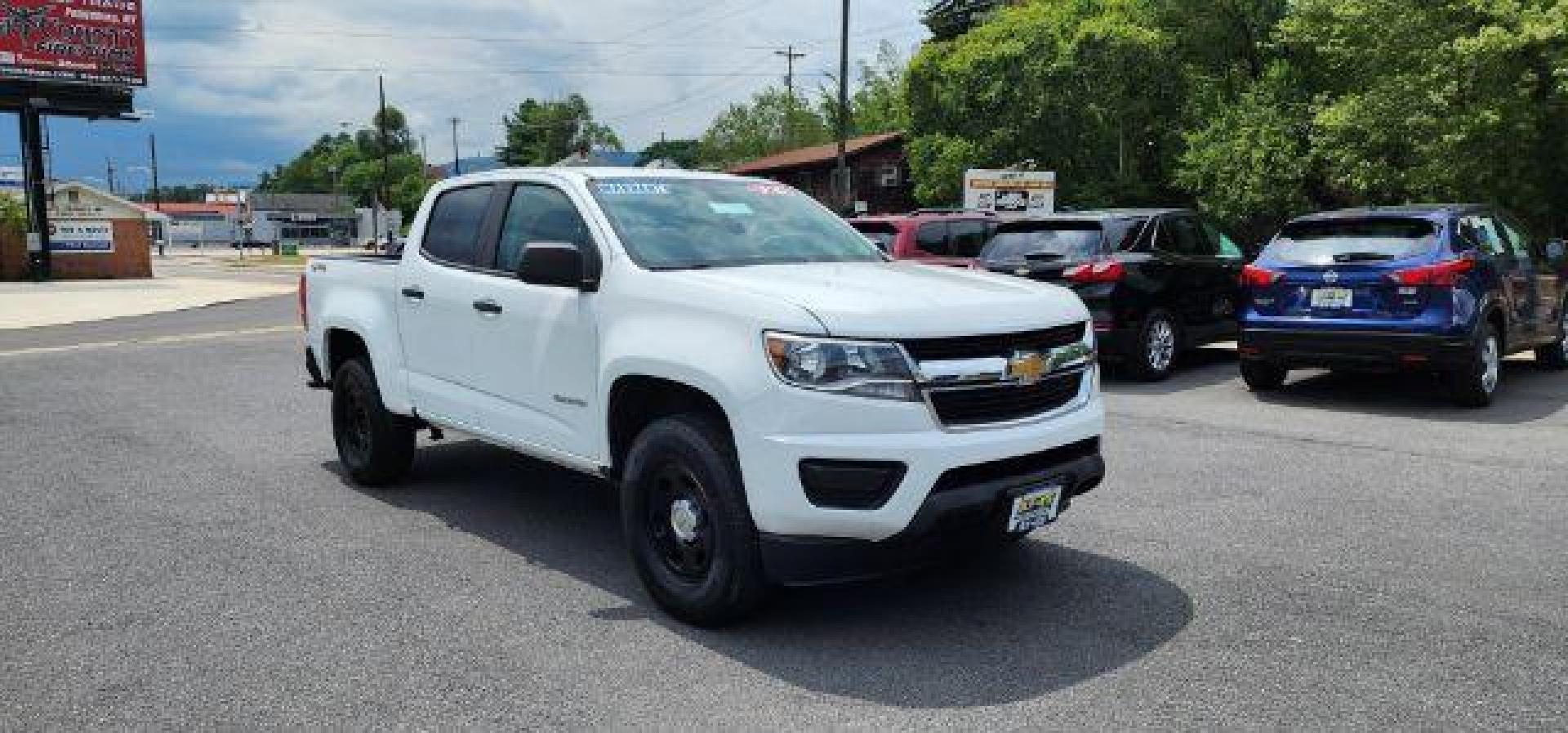 2017 WHITE /Jet Black/Dark Ash, cloth Chevrolet Colorado Work Truck Crew Cab 4WD Short Box (1GCGTBEN0H1) with an 3.6L V6 engine, AT transmission, located at 15520 McMullen Hwy SW, Belair, MD, 21502, (301) 729-3700, 39.581375, -78.846451 - FOR A BETTER PRICE CALL PAUL AT 301-268-8150 - Photo#0