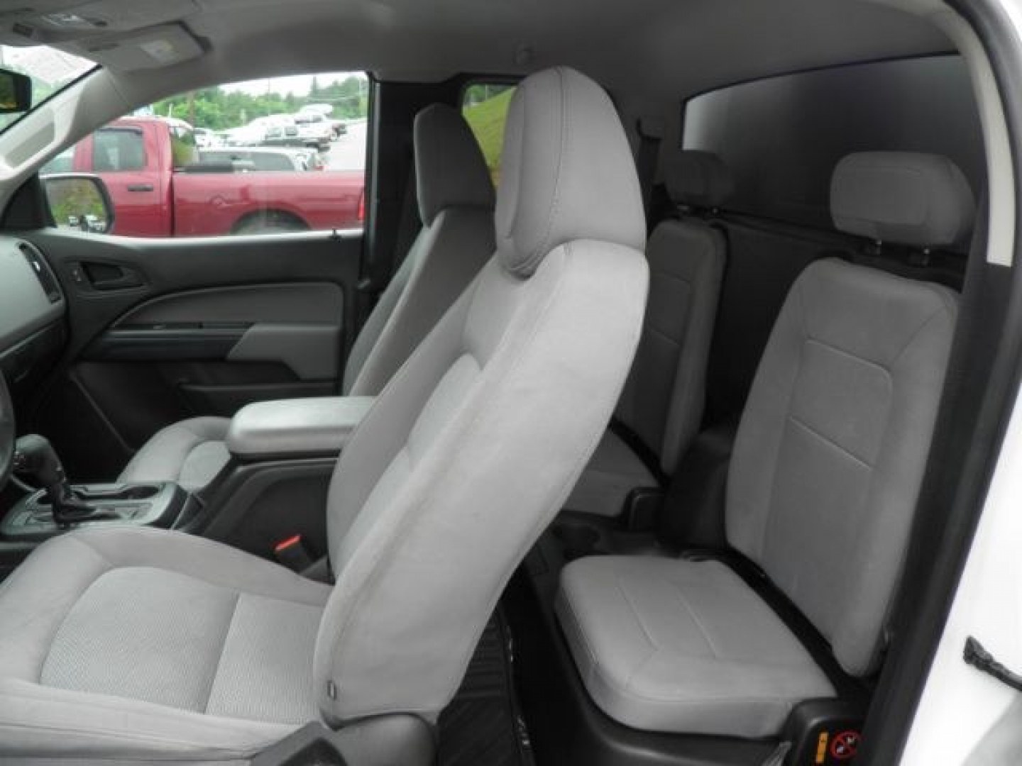 2017 WHITE Chevrolet Colorado WT (1GCHTBEA7H1) with an 2.5L I-4 gasoline direct injection engine, AT transmission, located at 15520 McMullen Hwy SW, Belair, MD, 21502, (301) 729-3700, 39.581375, -78.846451- Photo#3