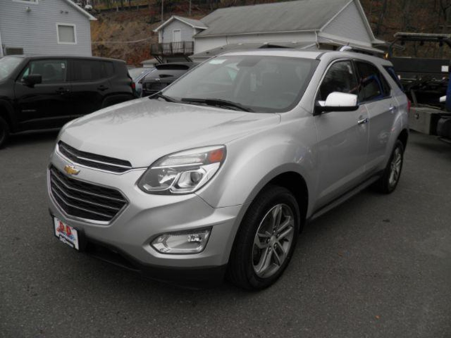 2017 Silver Chevrolet Equinox Premier (2GNFLGEK1H6) with an 2.4L I4 engine, AT transmission, located at 15520 McMullen Hwy SW, Belair, MD, 21502, (301) 729-3700, 39.581375, -78.846451 - Photo#0