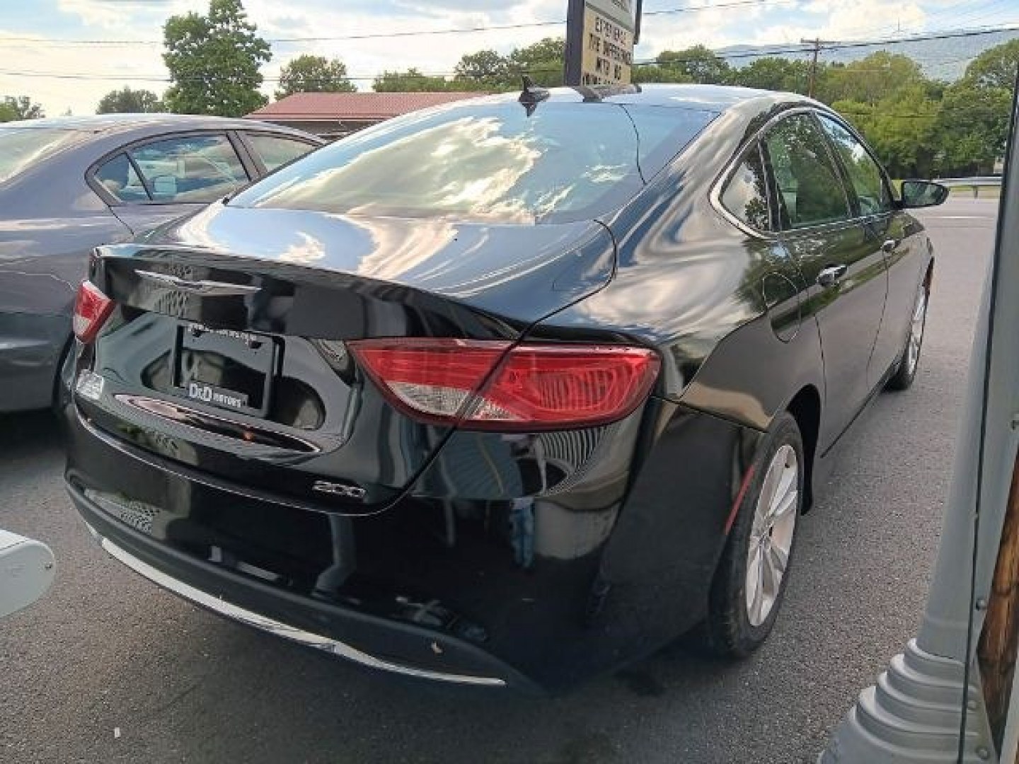 2017 BLACK Chrysler 200 Limited Platinum (1C3CCCAB4HN) with an 3.6L V6 engine, AT transmission, located at 15520 McMullen Hwy SW, Belair, MD, 21502, (301) 729-3700, 39.581375, -78.846451- Photo#3
