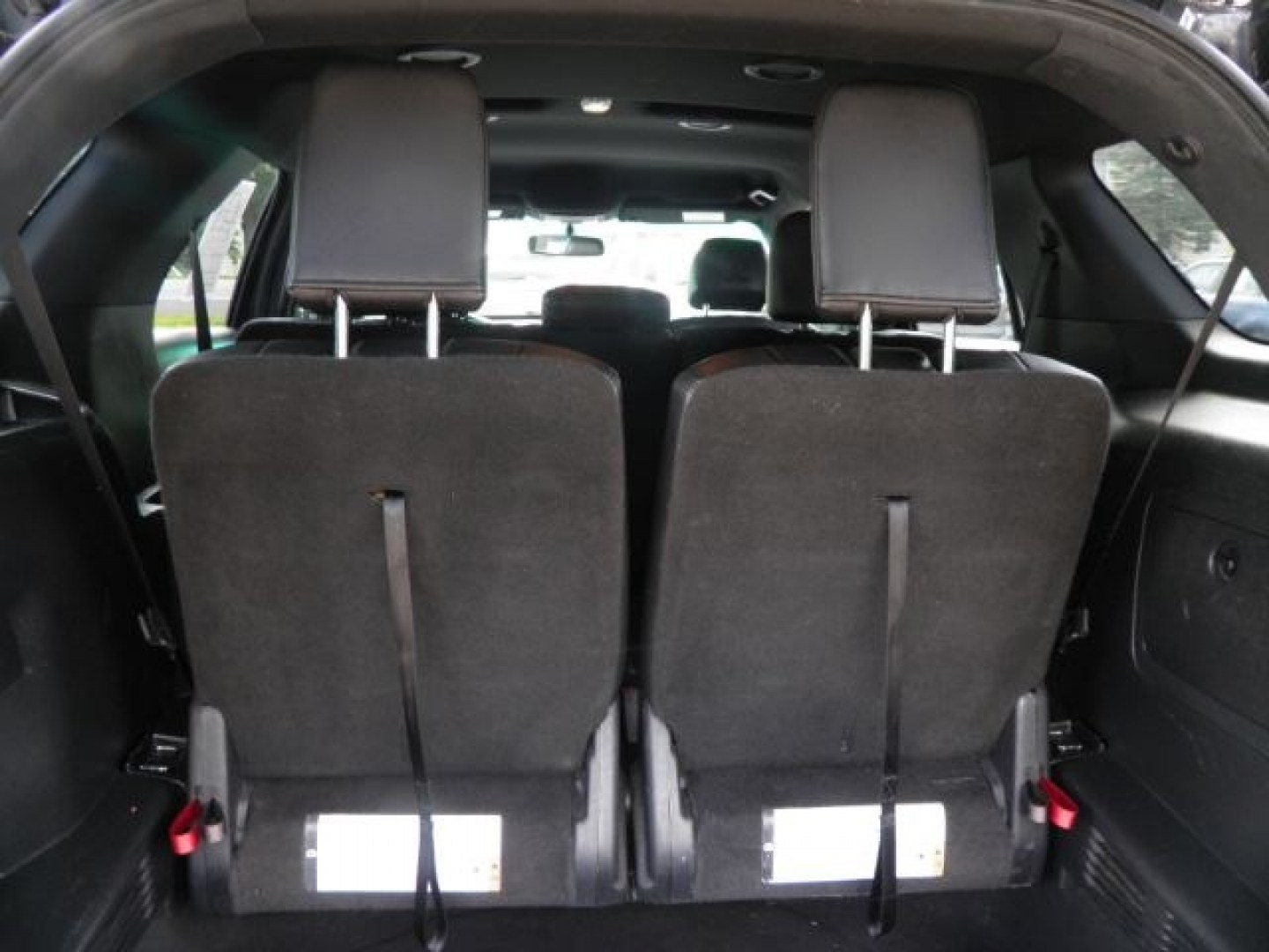 2017 BLACK Ford Explorer XLT (1FM5K8D8XHG) with an 2.3L L4 engine, AT transmission, located at 19521 New George's Creek Rd SW, Barton, MD, 21521, (301) 463-2404, 39.524323, -79.017906- Photo#5