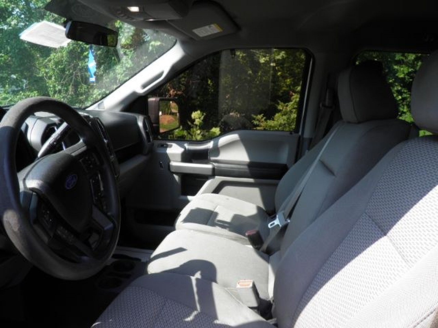 2017 SILVER Ford F-150 XLT (1FTEW1EF4HK) with an 3.5L V6 engine, AT transmission, located at 15520 McMullen Hwy SW, Belair, MD, 21502, (301) 729-3700, 39.581375, -78.846451- Photo#1