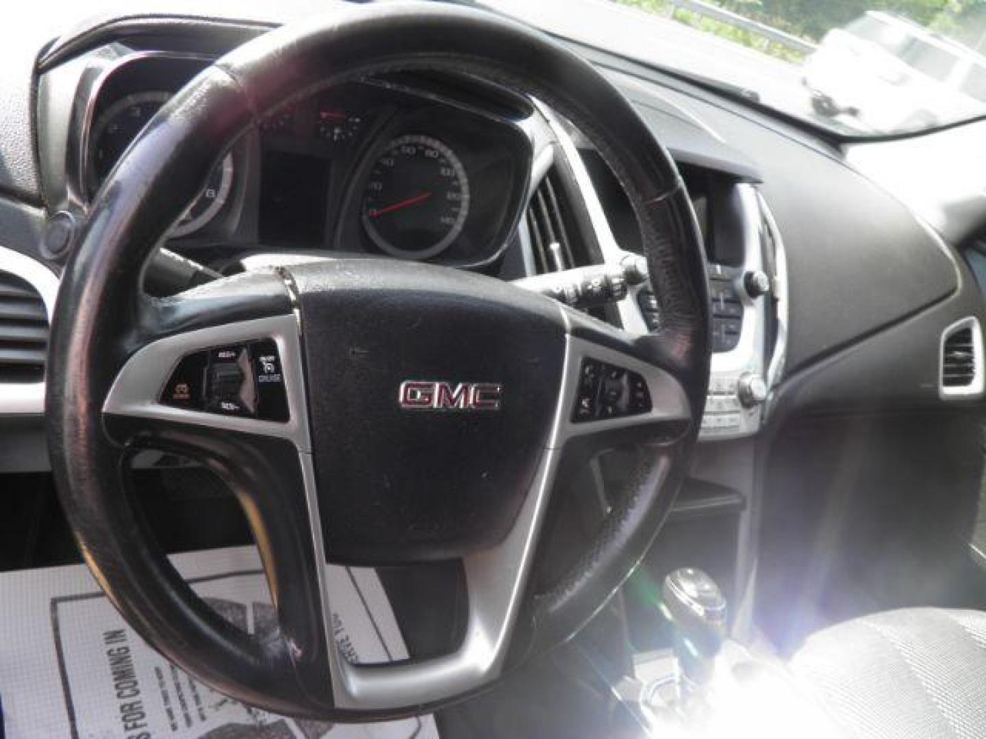 2017 Gray GMC Terrain SLE-2 (2GKFLTEK9H6) with an 3.5L V6 engine, AT transmission, located at 15520 McMullen Hwy SW, Belair, MD, 21502, (301) 729-3700, 39.581375, -78.846451 - Photo#2
