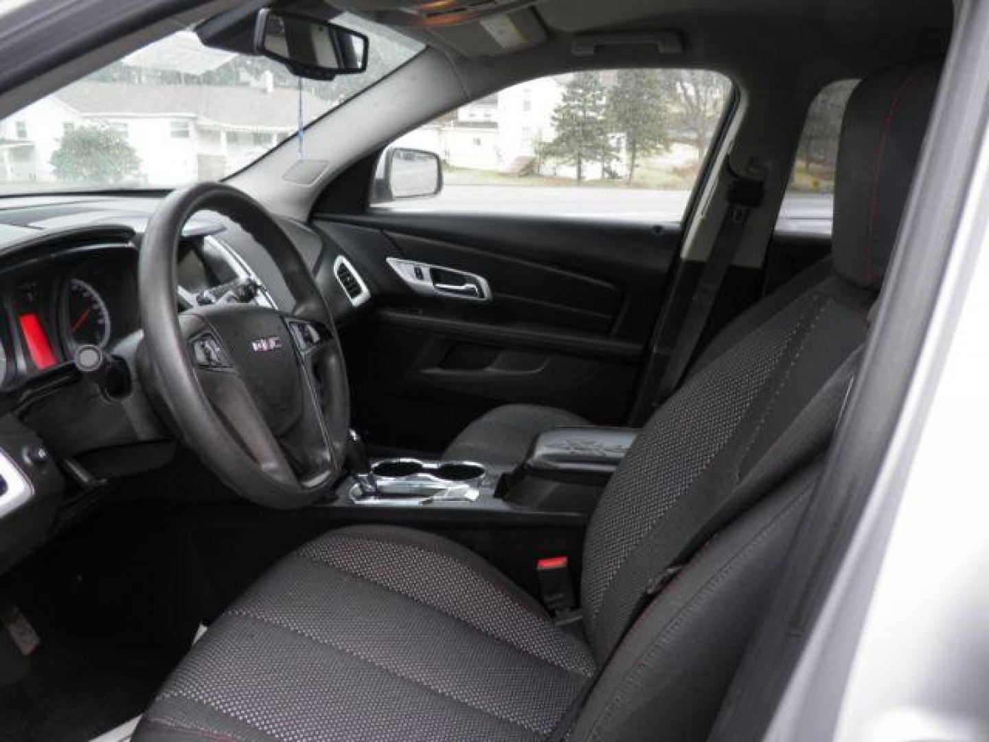 2017 GRAY GMC Terrain SLE-1 (2GKFLSEK1H6) with an 2.4L L4 engine, AT transmission, located at 19521 New George's Creek Rd SW, Barton, MD, 21521, (301) 463-2404, 39.524323, -79.017906 - Photo#1