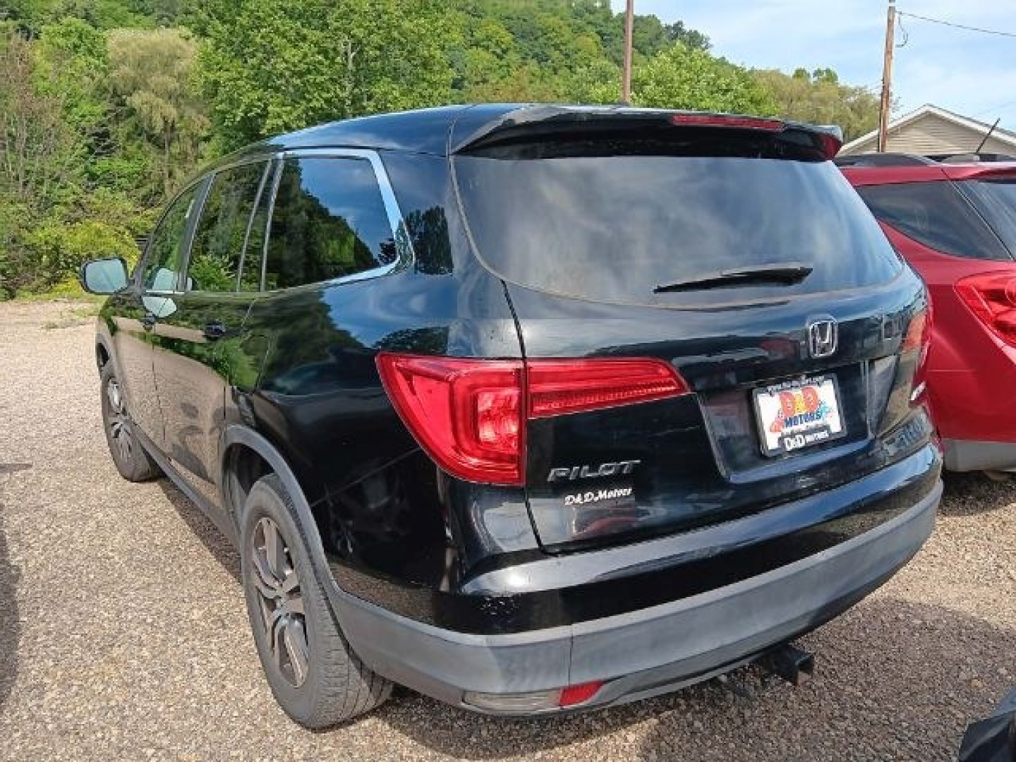 2017 BLACK Honda Pilot EX-L (5FNYF6H60HB) with an 3.7L V6 engine, AT transmission, located at 19521 New George's Creek Rd SW, Barton, MD, 21521, (301) 463-2404, 39.524323, -79.017906- Photo#4