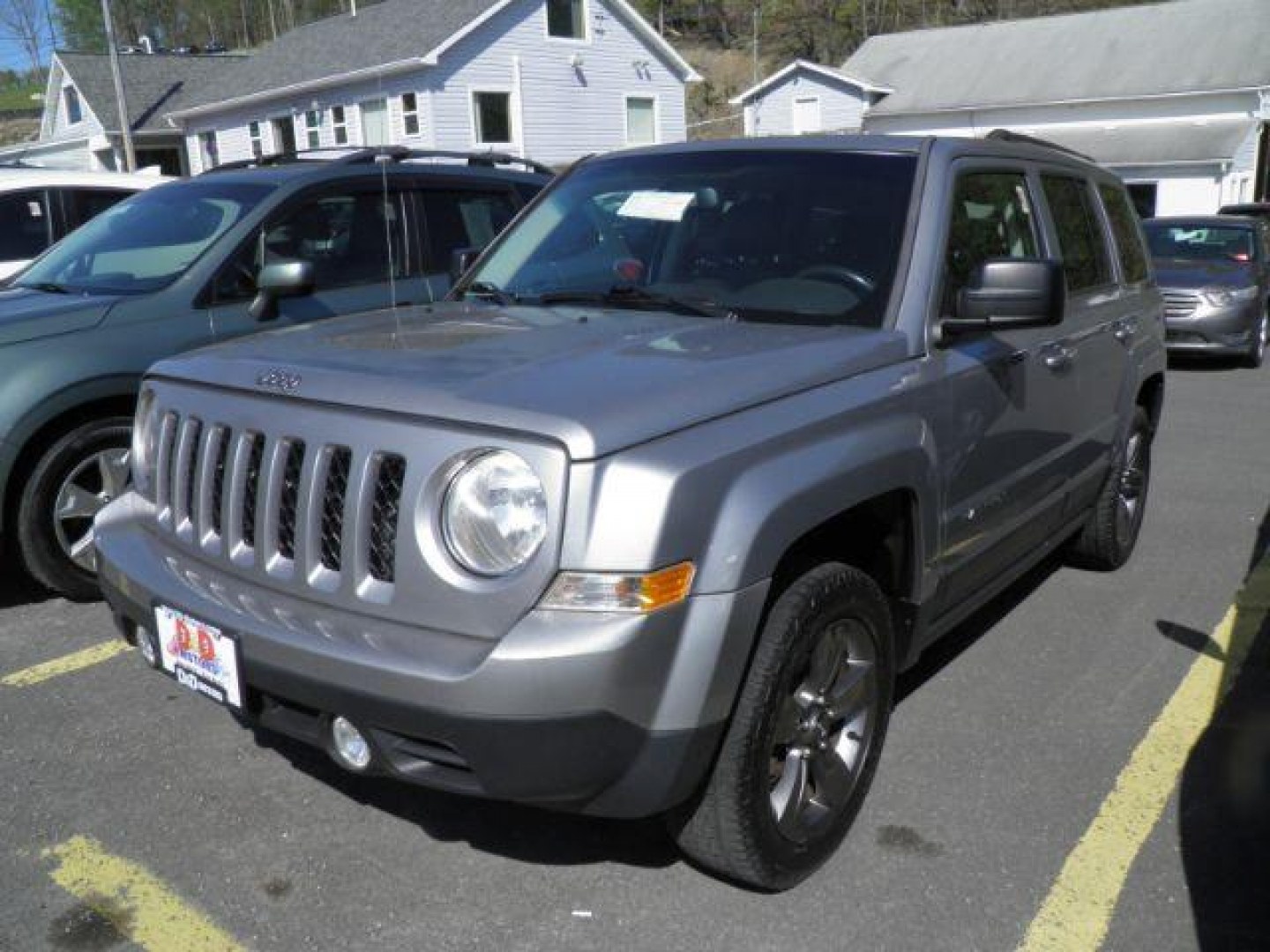 2017 SILVER Jeep Patriot Sport SE FWD (1C4NJPBA1HD) with an 2.4L L4 engine, A transmission, located at 15520 McMullen Hwy SW, Belair, MD, 21502, (301) 729-3700, 39.581375, -78.846451 - Photo#0