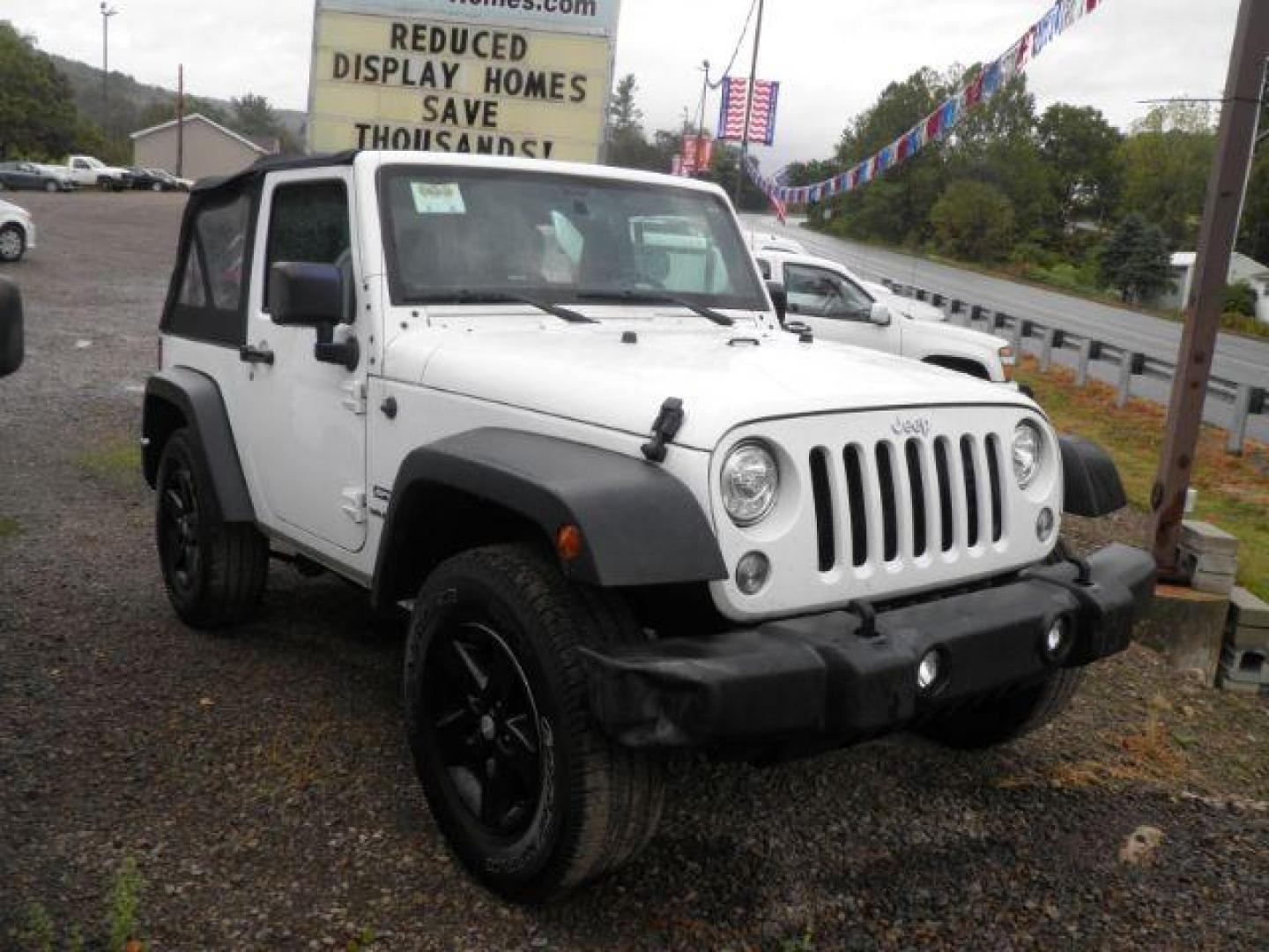 2017 WHITE Jeep Wrangler Sport 4x4 (1C4AJWAG8HL) with an 3.6L V6 engine, AT transmission, located at 19521 New George's Creek Rd SW, Barton, MD, 21521, (301) 463-2404, 39.524323, -79.017906 - Photo#1