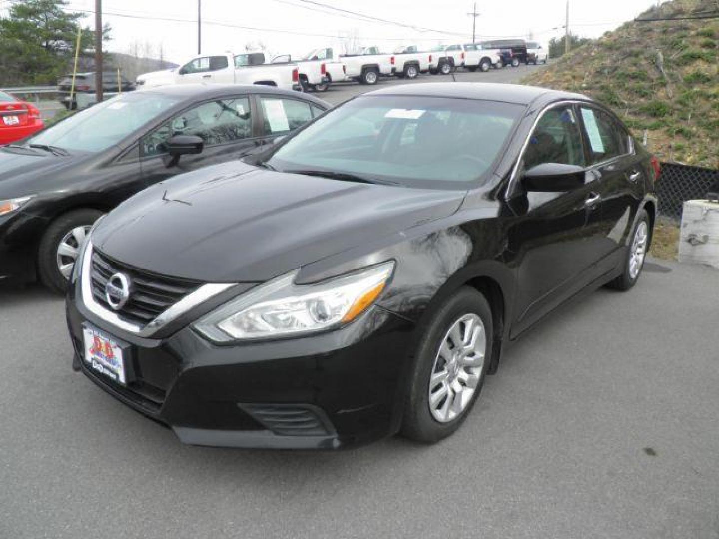 2017 Black Nissan Altima 2.5 (1N4AL3AP5HC) with an 2.5L I4 engine, AT transmission, located at 19521 New George's Creek Rd SW, Barton, MD, 21521, (301) 463-2404, 39.524323, -79.017906 - Photo#0