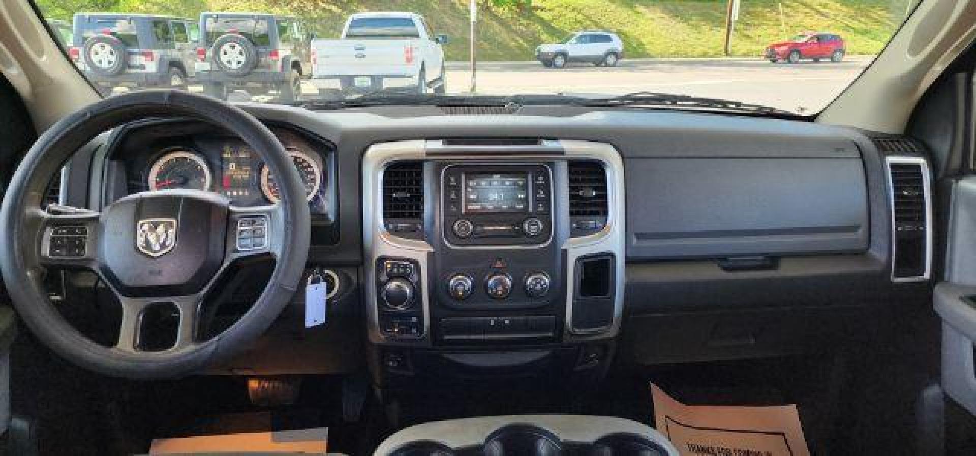 2017 Black /Black/Diesel Gray, cloth Dodge Ram 1500 SLT Crew Cab LWB 4WD (1C6RR7TT5HS) with an 5.7L V8 engine, AT transmission, located at 15520 McMullen Hwy SW, Belair, MD, 21502, (301) 729-3700, 39.581375, -78.846451 - FOR A BETTER PRICE CALL PAUL AT 301-268-8150 - Photo#4
