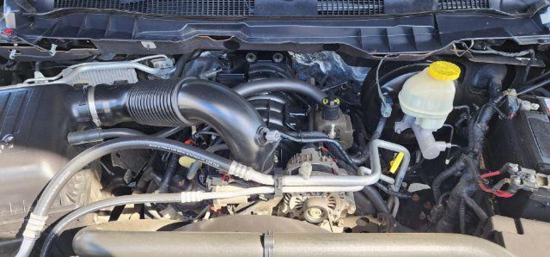 2017 Black /Black/Diesel Gray, cloth Dodge Ram 1500 SLT Crew Cab LWB 4WD (1C6RR7TT5HS) with an 5.7L V8 engine, AT transmission, located at 15520 McMullen Hwy SW, Belair, MD, 21502, (301) 729-3700, 39.581375, -78.846451 - FOR A BETTER PRICE CALL PAUL AT 301-268-8150 - Photo#10