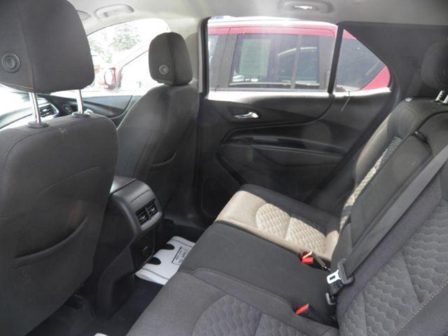 2018 WHITE Chevrolet Equinox LT (2GNAXSEV8J6) with an 1.5l I4 engine, AT transmission, located at 19521 New George's Creek Rd SW, Barton, MD, 21521, (301) 463-2404, 39.524323, -79.017906 - Photo#3