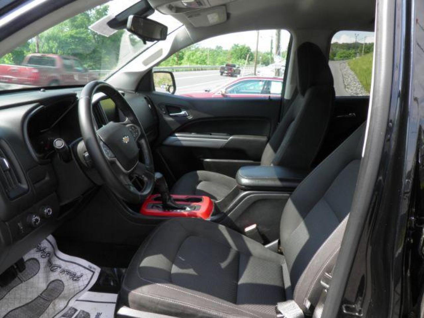 2018 BLACK Chevrolet Colorado LT (1GCGTCEN9J1) , AT transmission, located at 15520 McMullen Hwy SW, Belair, MD, 21502, (301) 729-3700, 39.581375, -78.846451 - Photo#1