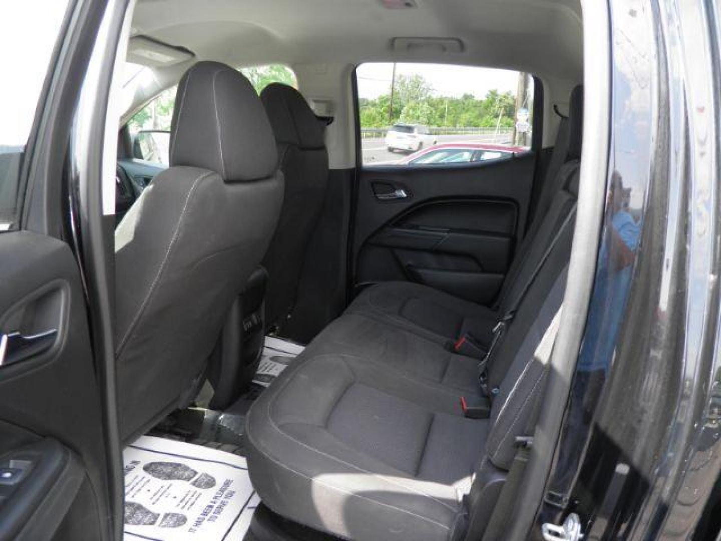 2018 BLACK Chevrolet Colorado LT (1GCGTCEN9J1) , AT transmission, located at 15520 McMullen Hwy SW, Belair, MD, 21502, (301) 729-3700, 39.581375, -78.846451 - Photo#3