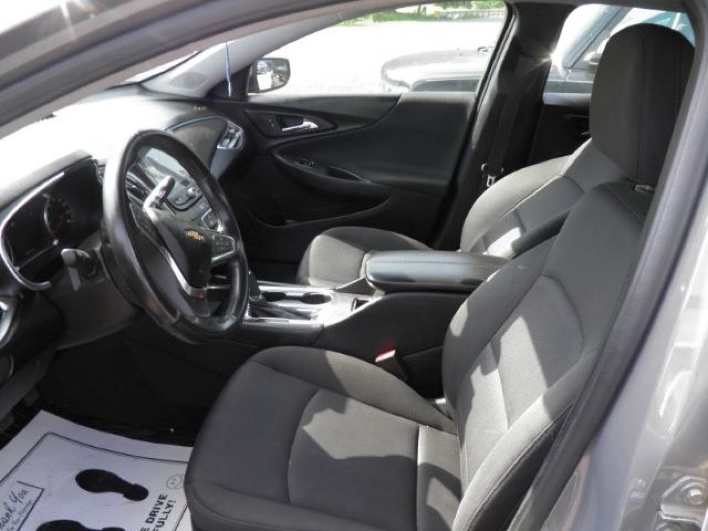 2018 GRAY Chevrolet Malibu LT (1G1ZD5ST7JF) with an 1.5L L4 engine, AT transmission, located at 19521 New George's Creek Rd SW, Barton, MD, 21521, (301) 463-2404, 39.524323, -79.017906- Photo#1