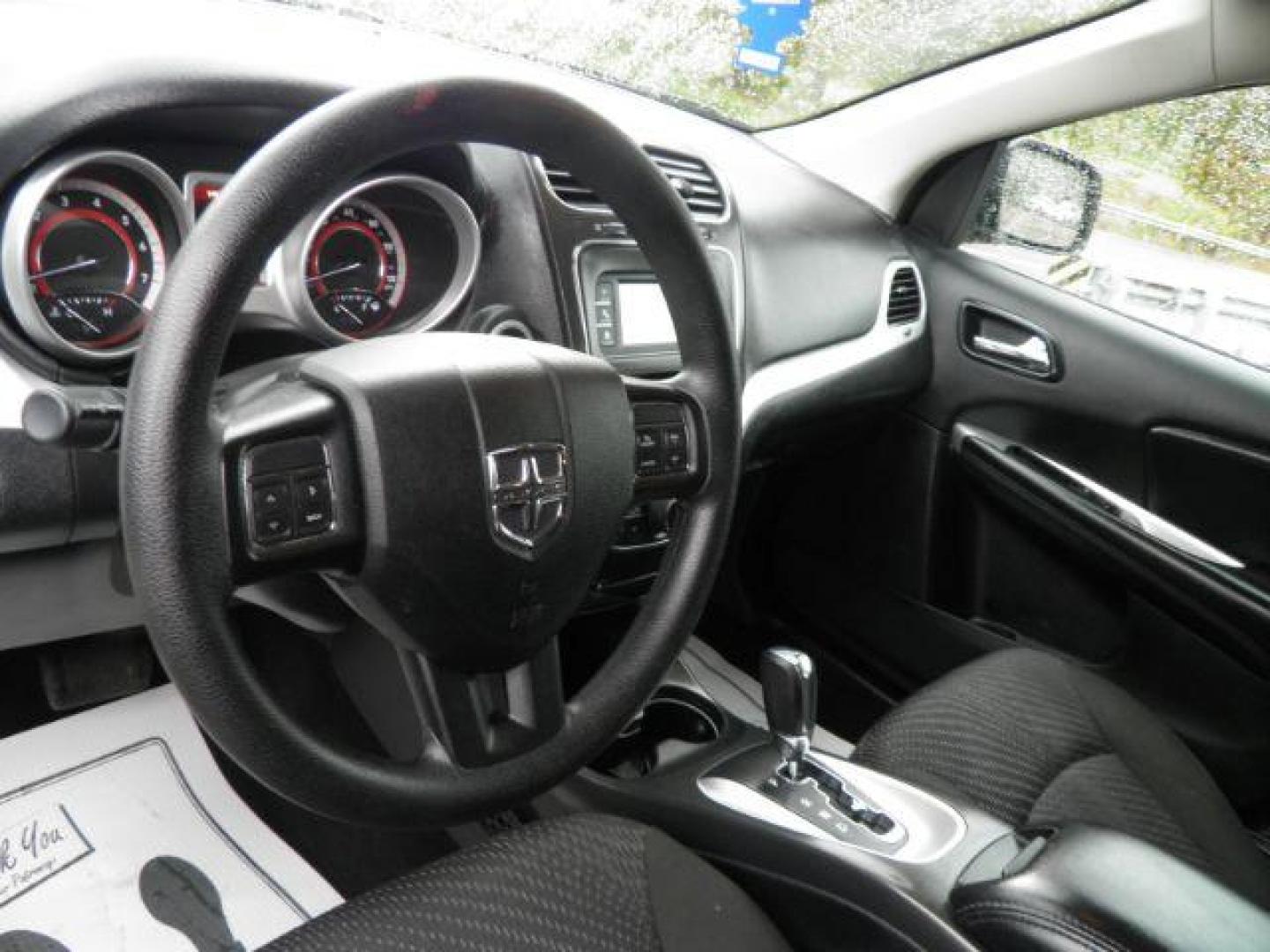 2018 WHITE Dodge Journey SE (3C4PDCAB5JT) with an 2.4L L4 engine, AT transmission, located at 19521 New George's Creek Rd SW, Barton, MD, 21521, (301) 463-2404, 39.524323, -79.017906 - Photo#2