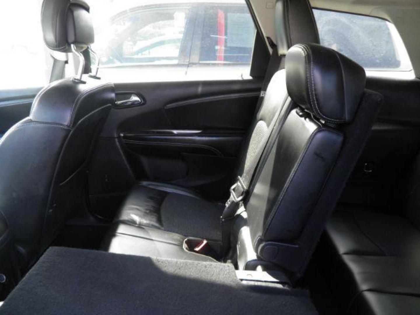 2018 WHITE Dodge Journey Crossroad AWD (3C4PDDGG0JT) with an 3.6L V6 engine, AT transmission, located at 19521 New George's Creek Rd SW, Barton, MD, 21521, (301) 463-2404, 39.524323, -79.017906 - Photo#3