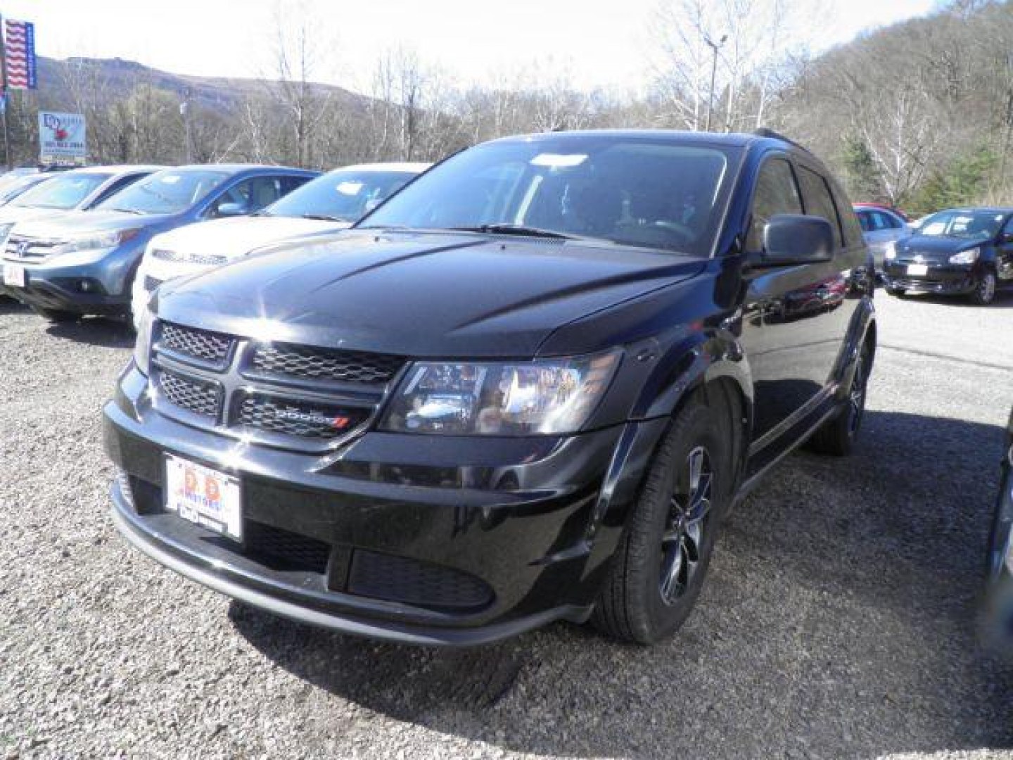 2018 BLACK Dodge Journey SE (3C4PDCAB7JT) with an 2.4L L4 engine, CVT transmission, located at 19521 New George's Creek Rd SW, Barton, MD, 21521, (301) 463-2404, 39.524323, -79.017906 - Photo#0