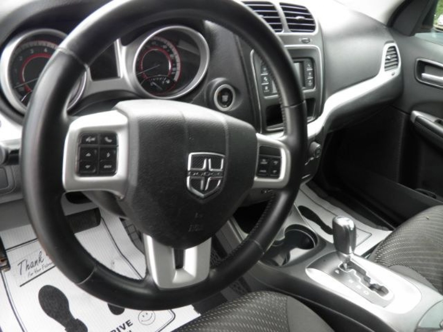 2018 SILVER Dodge Journey SE (3C4PDCAB5JT) with an 2.4L L4 engine, CVT transmission, located at 19521 New George's Creek Rd SW, Barton, MD, 21521, (301) 463-2404, 39.524323, -79.017906- Photo#2