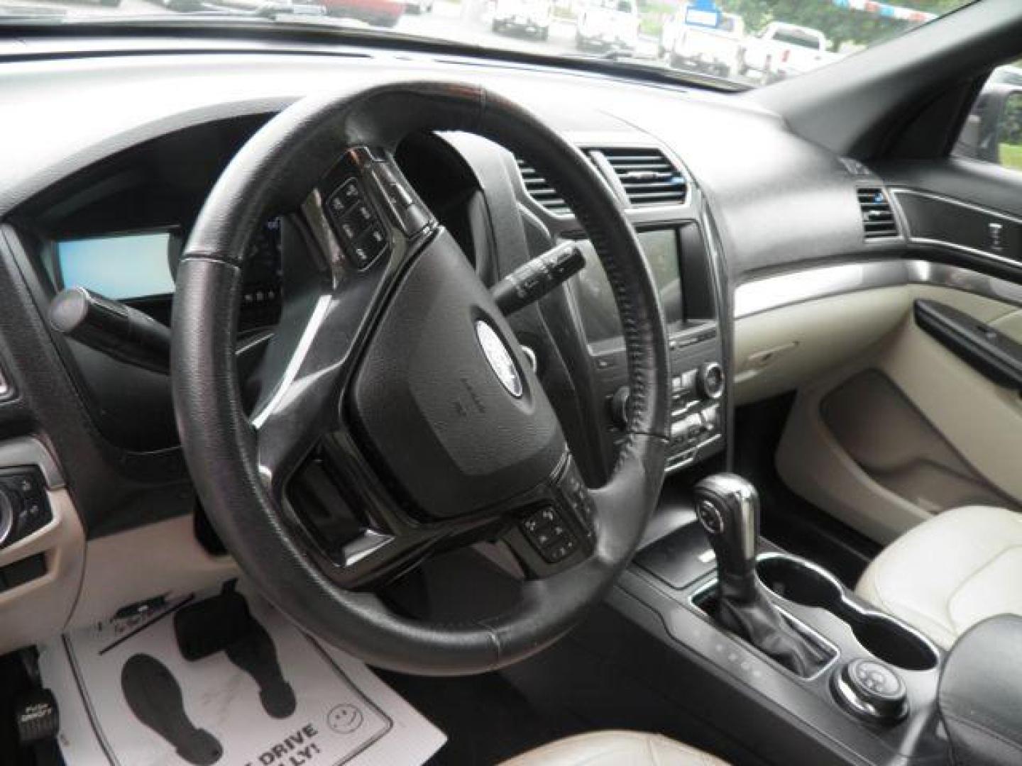 2018 GRAY Ford Explorer XLT (1FM5K8D83JG) with an 2.3L L4 engine, AT transmission, located at 19521 New George's Creek Rd SW, Barton, MD, 21521, (301) 463-2404, 39.524323, -79.017906 - Photo#2