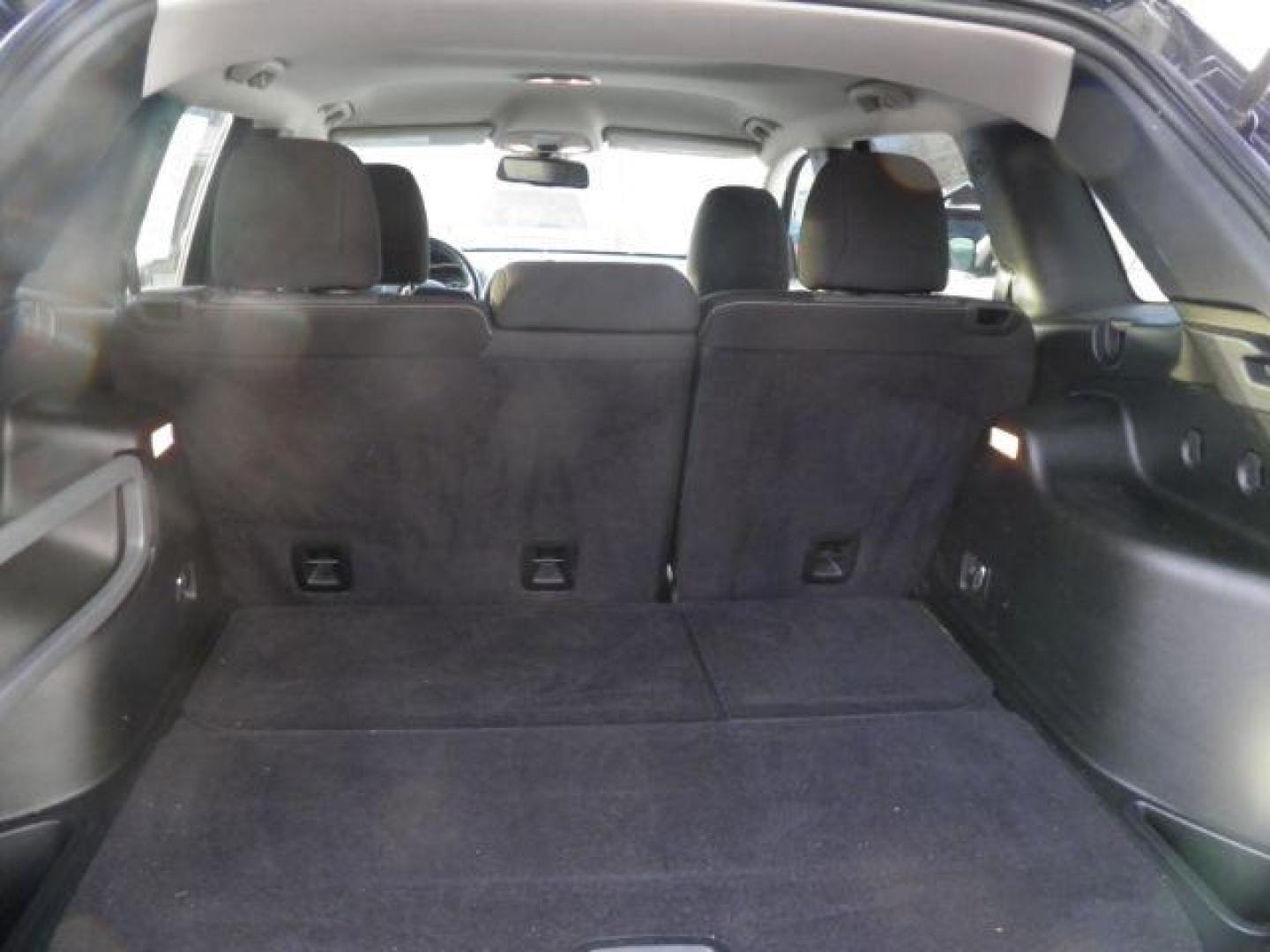 2018 Black Jeep Cherokee Latitude 4x4 (1C4PJMCB1JD) with an 2.4L I4 engine, AT transmission, located at 15520 McMullen Hwy SW, Belair, MD, 21502, (301) 729-3700, 39.581375, -78.846451 - Photo#4