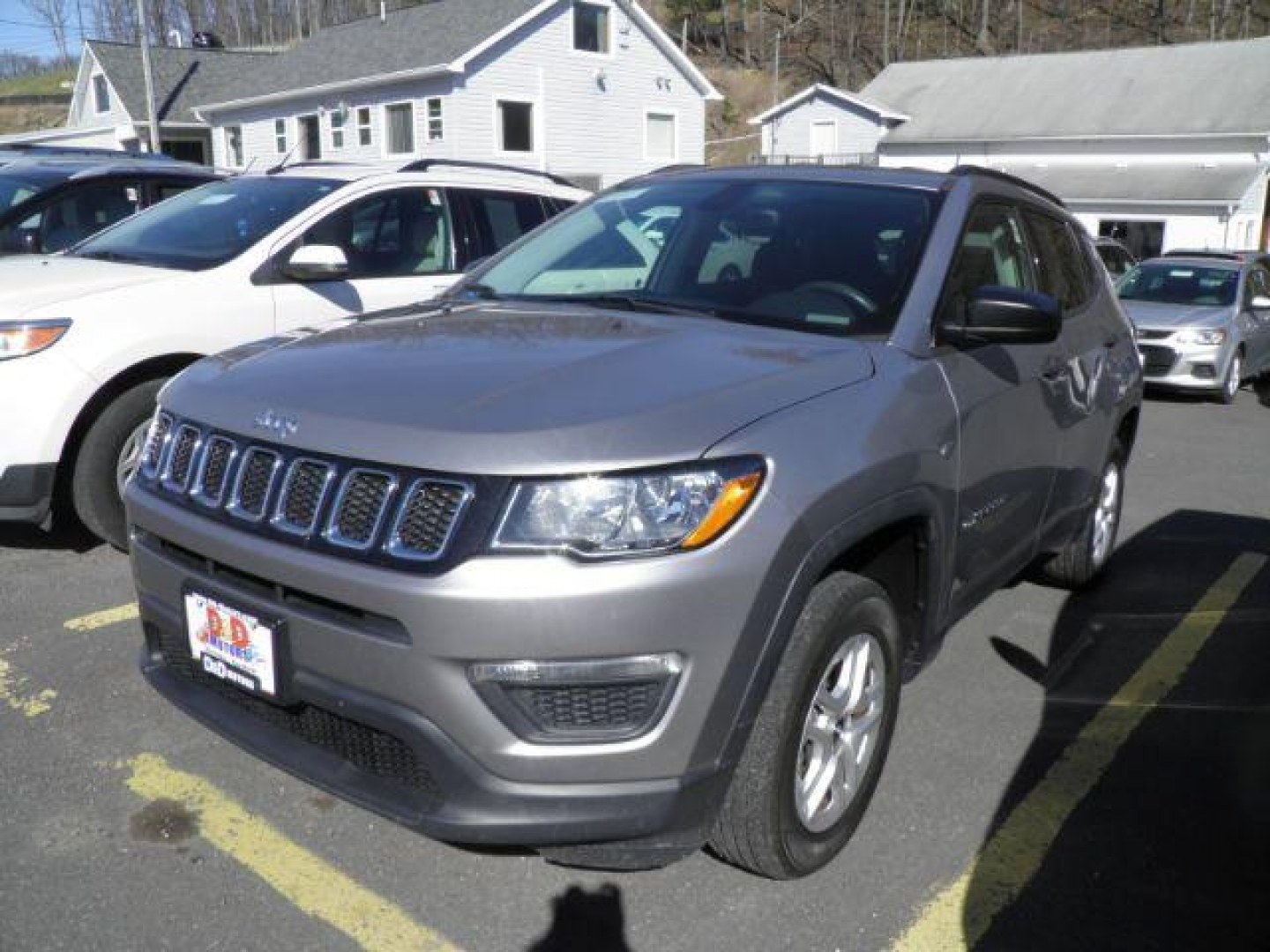2018 GRAY Jeep Compass Sport 4x4 (3C4NJDAB6JT) with an 2.4L L4 engine, AT transmission, located at 15520 McMullen Hwy SW, Belair, MD, 21502, (301) 729-3700, 39.581375, -78.846451 - Photo#0