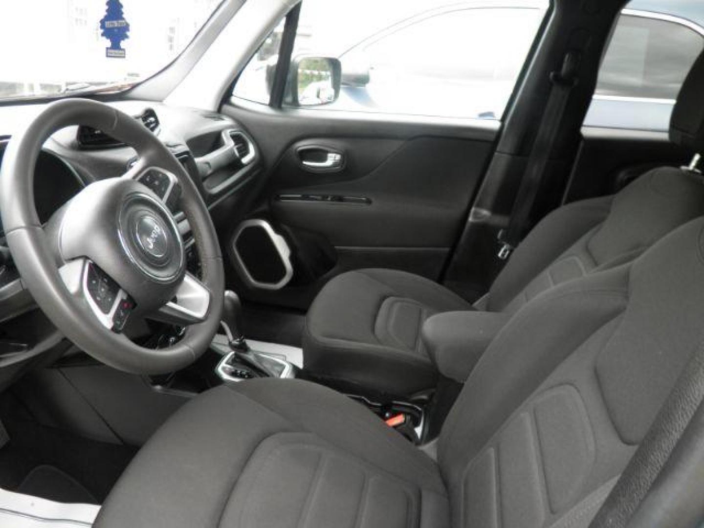 2018 GRAY Jeep Renegade Latitude 4x4 (ZACCJBBB2JP) with an 2.4L L4 engine, located at 19521 New George's Creek Rd SW, Barton, MD, 21521, (301) 463-2404, 39.524323, -79.017906 - Photo#1