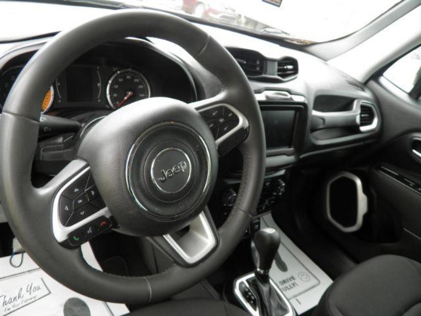 2018 GRAY Jeep Renegade Latitude 4x4 (ZACCJBBB2JP) with an 2.4L L4 engine, located at 19521 New George's Creek Rd SW, Barton, MD, 21521, (301) 463-2404, 39.524323, -79.017906 - Photo#2