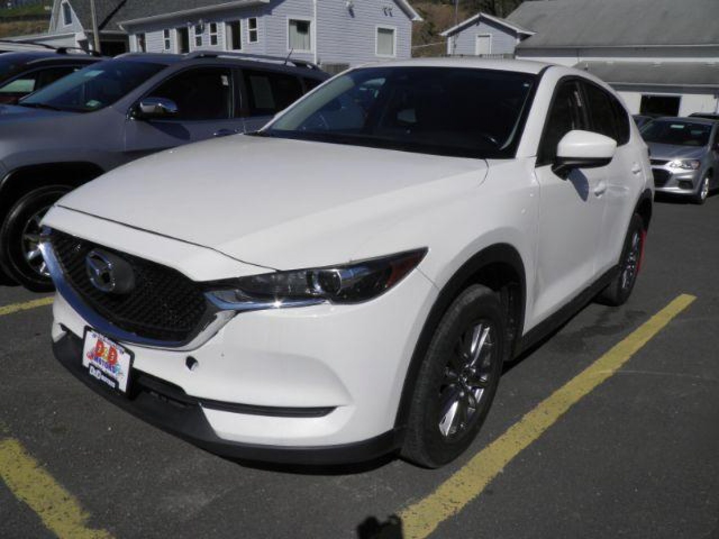 2018 WHITE Mazda CX-5 Sport (JM3KFBBM9J0) with an 2.5 L4 engine, CVT transmission, located at 15520 McMullen Hwy SW, Belair, MD, 21502, (301) 729-3700, 39.581375, -78.846451 - Photo#0