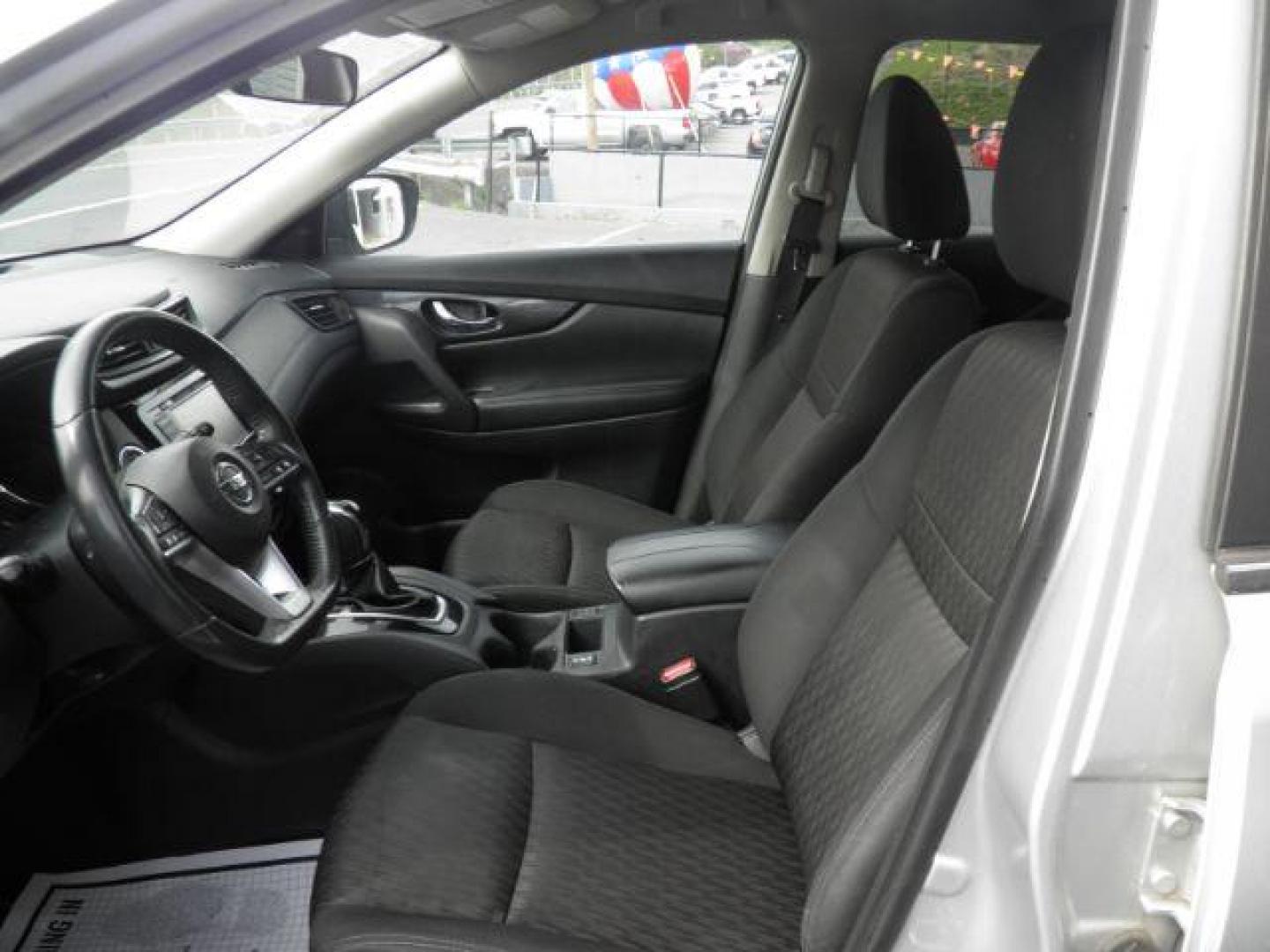2018 GRAY NISSAN ROGUE SV (KNMAT2MV0JP) with an 2.5L 4 engine, located at 15520 McMullen Hwy SW, Belair, MD, 21502, (301) 729-3700, 39.581375, -78.846451 - Photo#1