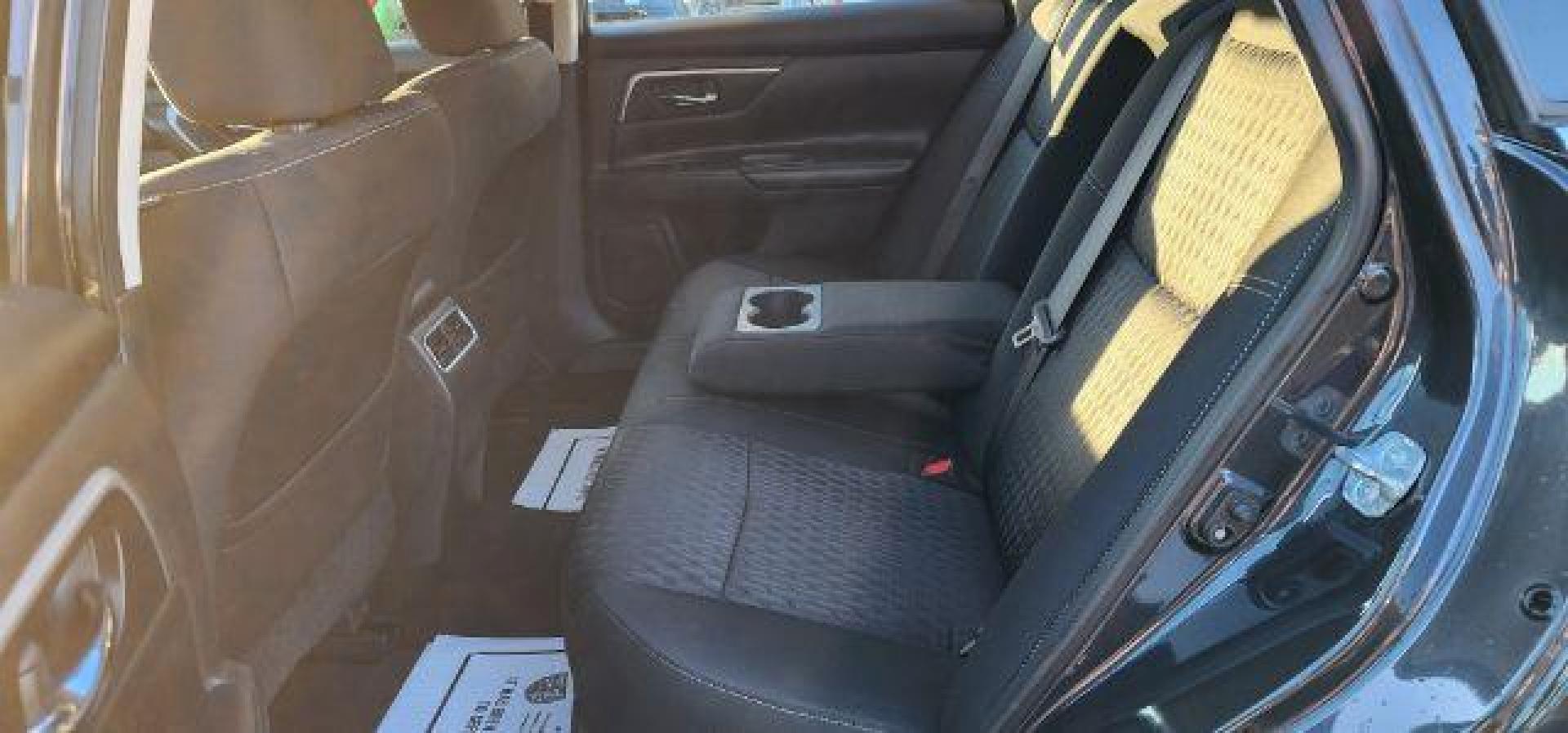 2018 Gray /Charcoal, cloth Nissan Altima 2.5 SV (1N4AL3AP1JC) with an 2.5L I4 engine, AT transmission, located at 15520 McMullen Hwy SW, Belair, MD, 21502, (301) 729-3700, 39.581375, -78.846451 - FOR A BETTER PRICE CALL PAUL AT 301-268-8150 - Photo#23