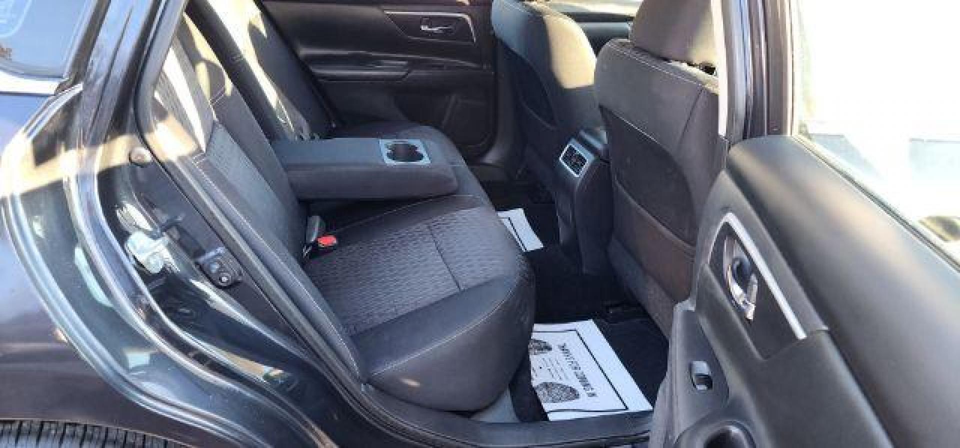 2018 Gray /Charcoal, cloth Nissan Altima 2.5 SV (1N4AL3AP1JC) with an 2.5L I4 engine, AT transmission, located at 15520 McMullen Hwy SW, Belair, MD, 21502, (301) 729-3700, 39.581375, -78.846451 - FOR A BETTER PRICE CALL PAUL AT 301-268-8150 - Photo#29