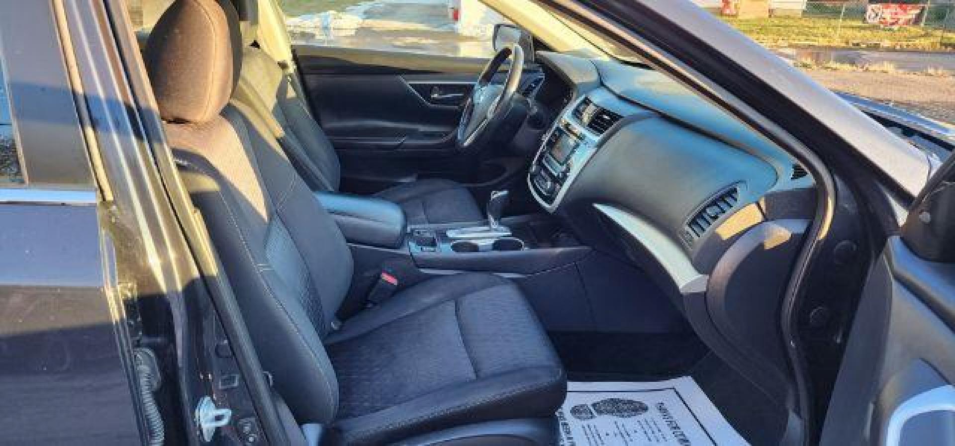 2018 Gray /Charcoal, cloth Nissan Altima 2.5 SV (1N4AL3AP1JC) with an 2.5L I4 engine, AT transmission, located at 15520 McMullen Hwy SW, Belair, MD, 21502, (301) 729-3700, 39.581375, -78.846451 - FOR A BETTER PRICE CALL PAUL AT 301-268-8150 - Photo#30